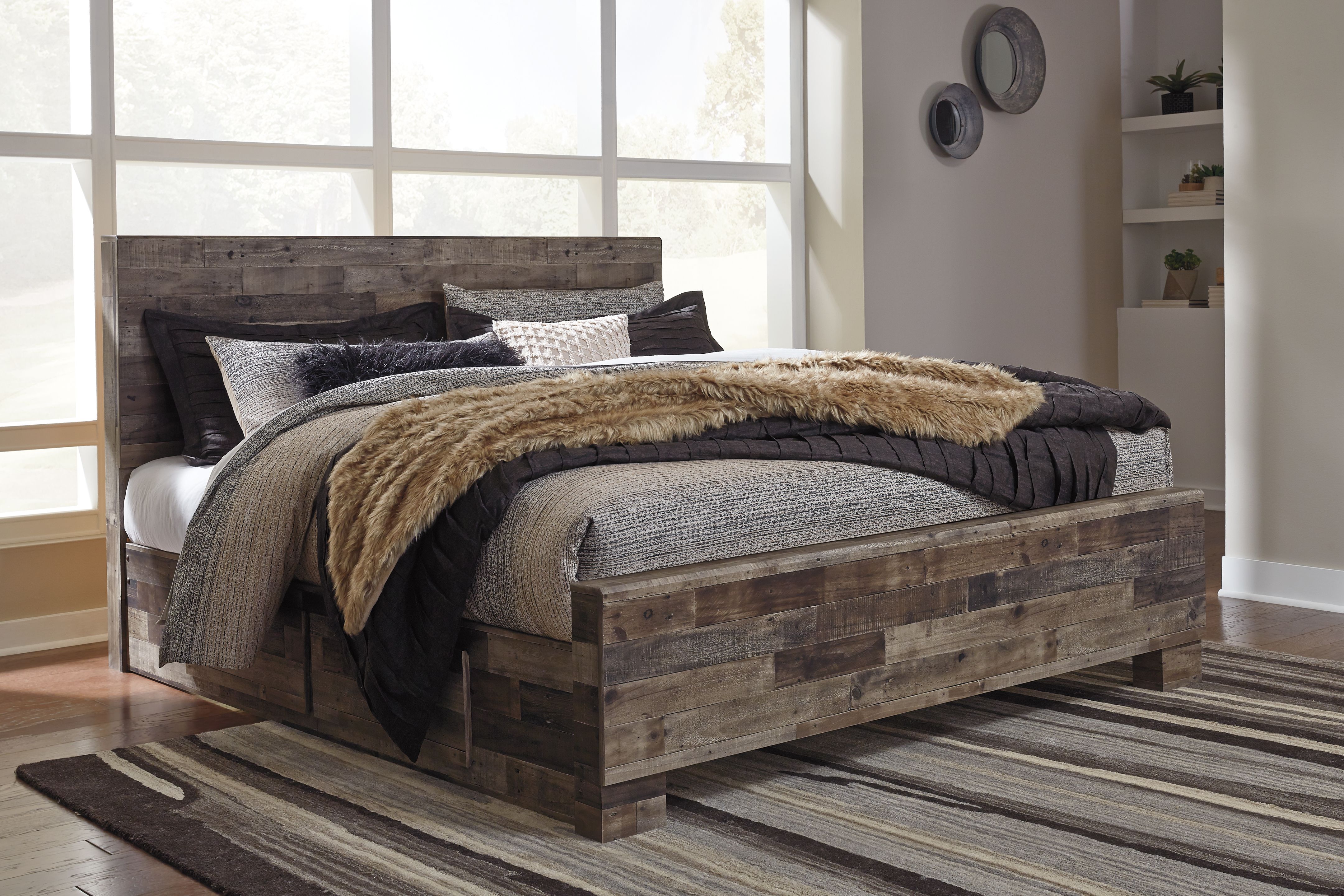 Derekson - King Panel Bed With 2 Side Storage - Multi Gray