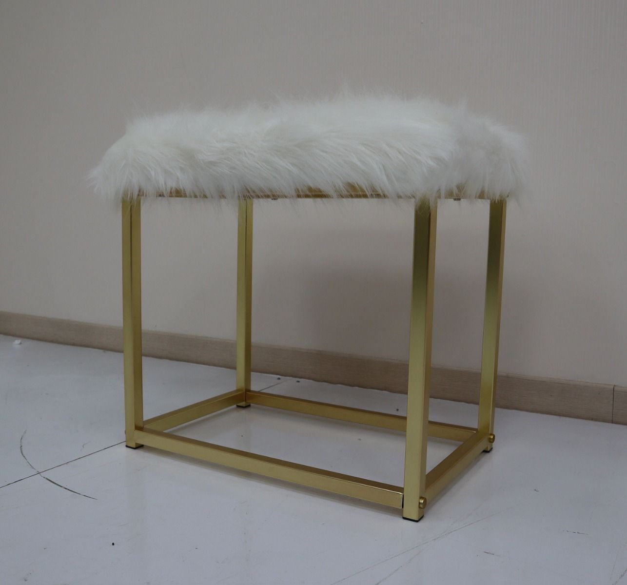 Adao - Vanity Mirror & Stool - Faux Fur, Mirror, Black & Brass, black, view 2