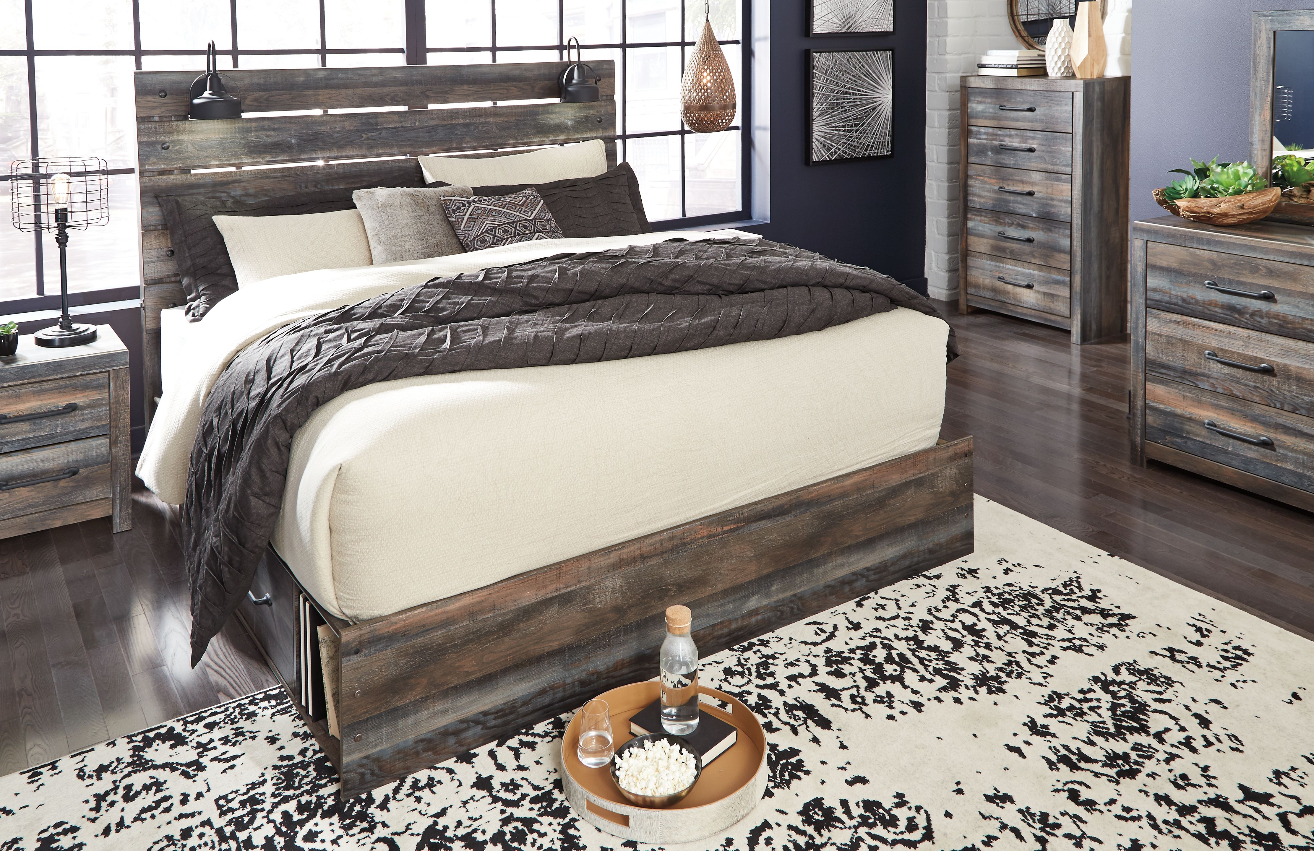 Drystan - King Panel Bed With 2 Side Drawers - Brown / Beige
