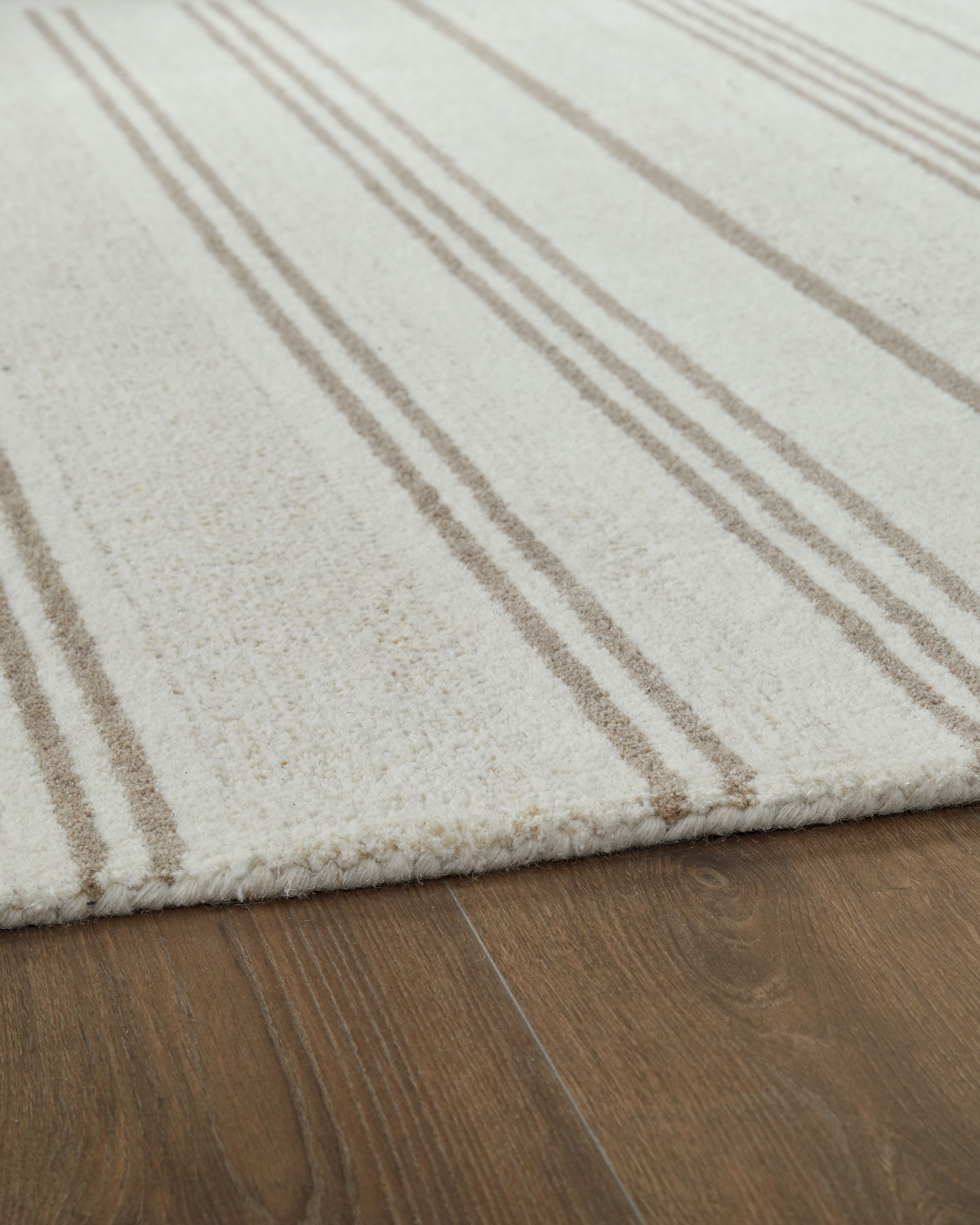 Gadence - 8' x 10' Rug - Ivory / Tan