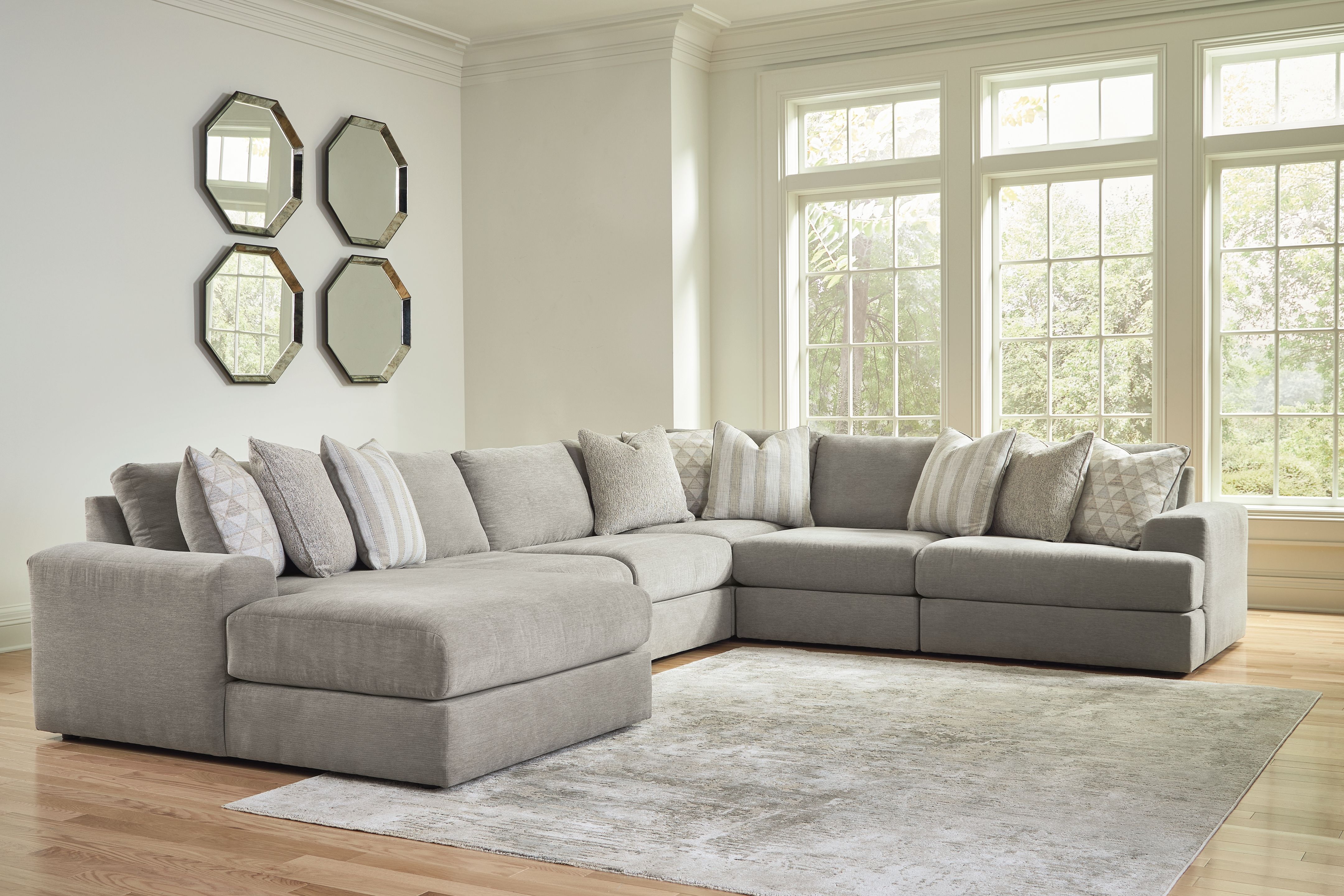 Ashley Furniture Avaliyah - 6-Piece Sectional With Laf Corner Chaise - Ash - Image 3