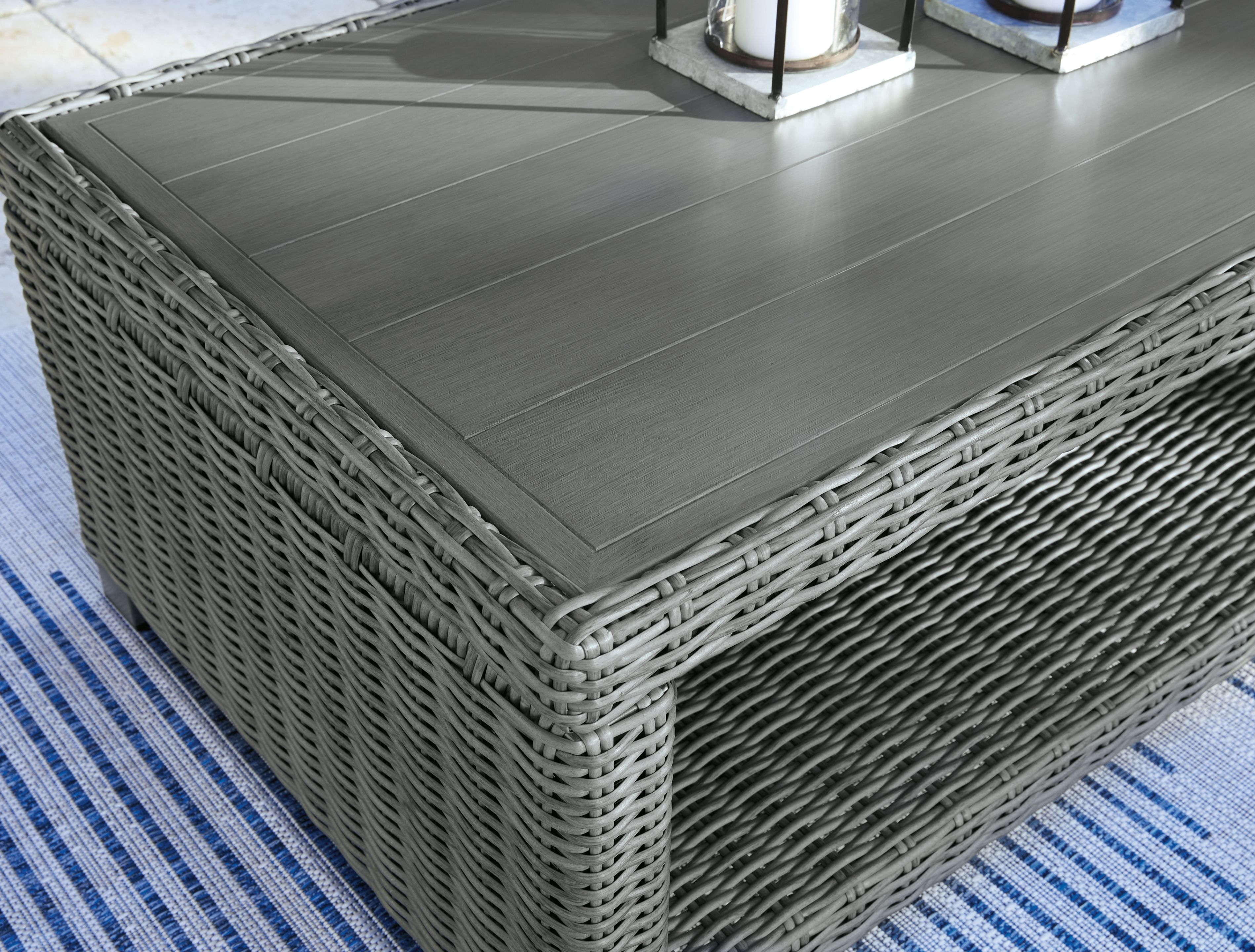 Ashley Furniture Elite Park - Rectangular Cocktail Table - Gray - Image 6
