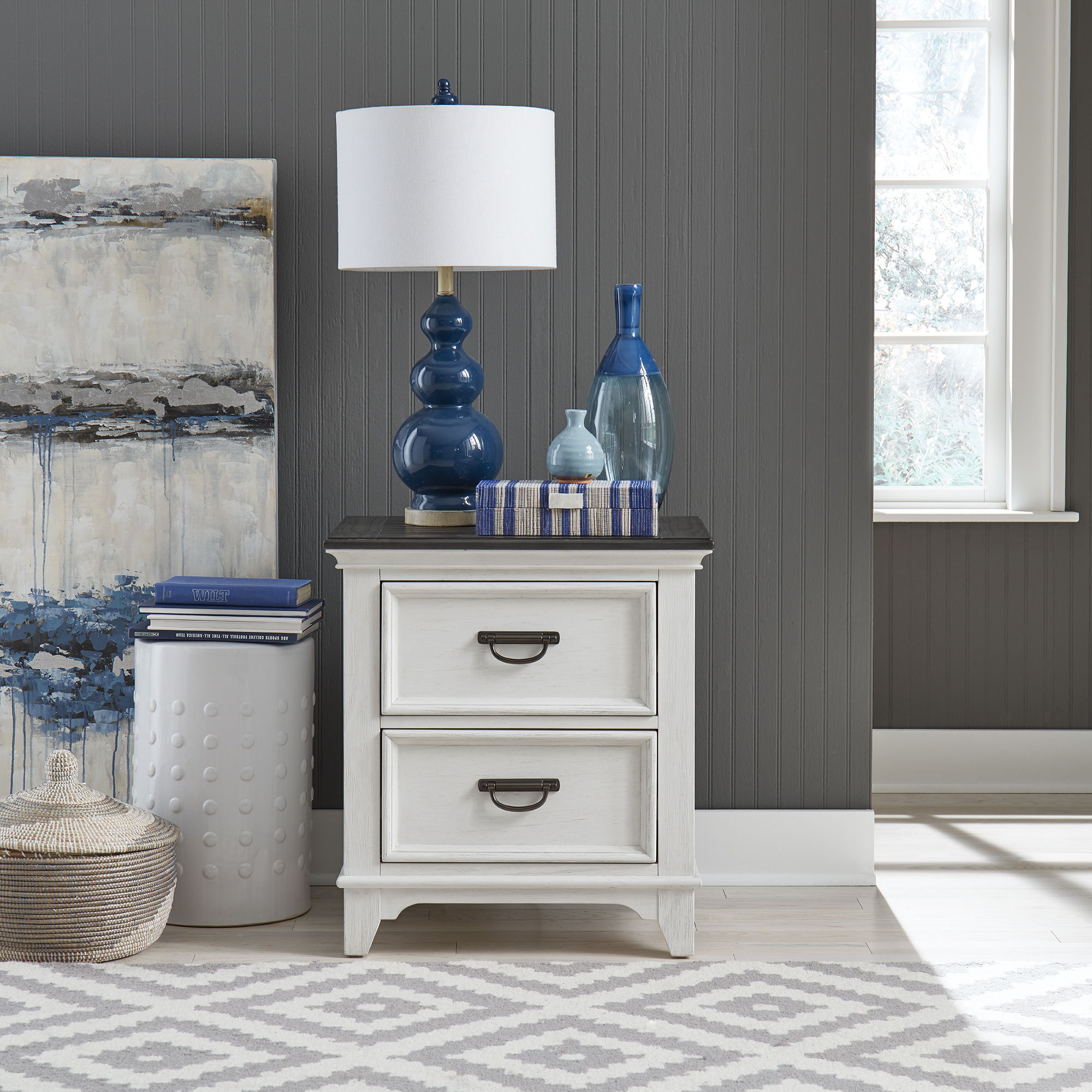 Liberty Furniture Allyson Park - 2 Drawer Nightstand With Charging Station - White