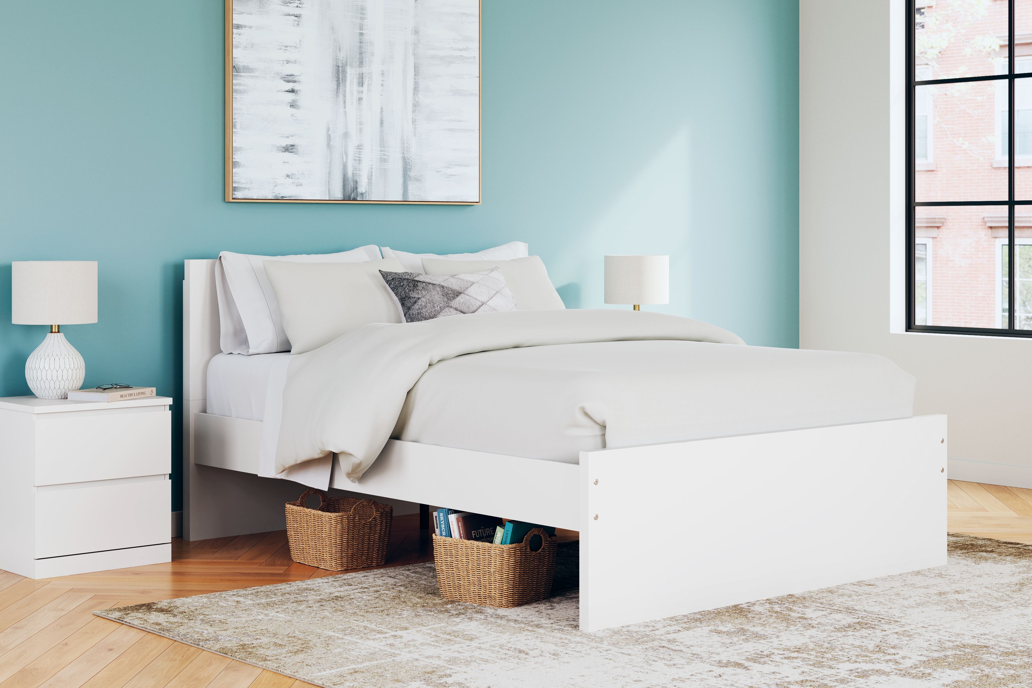 Onita - Queen Panel Platform Bed - White