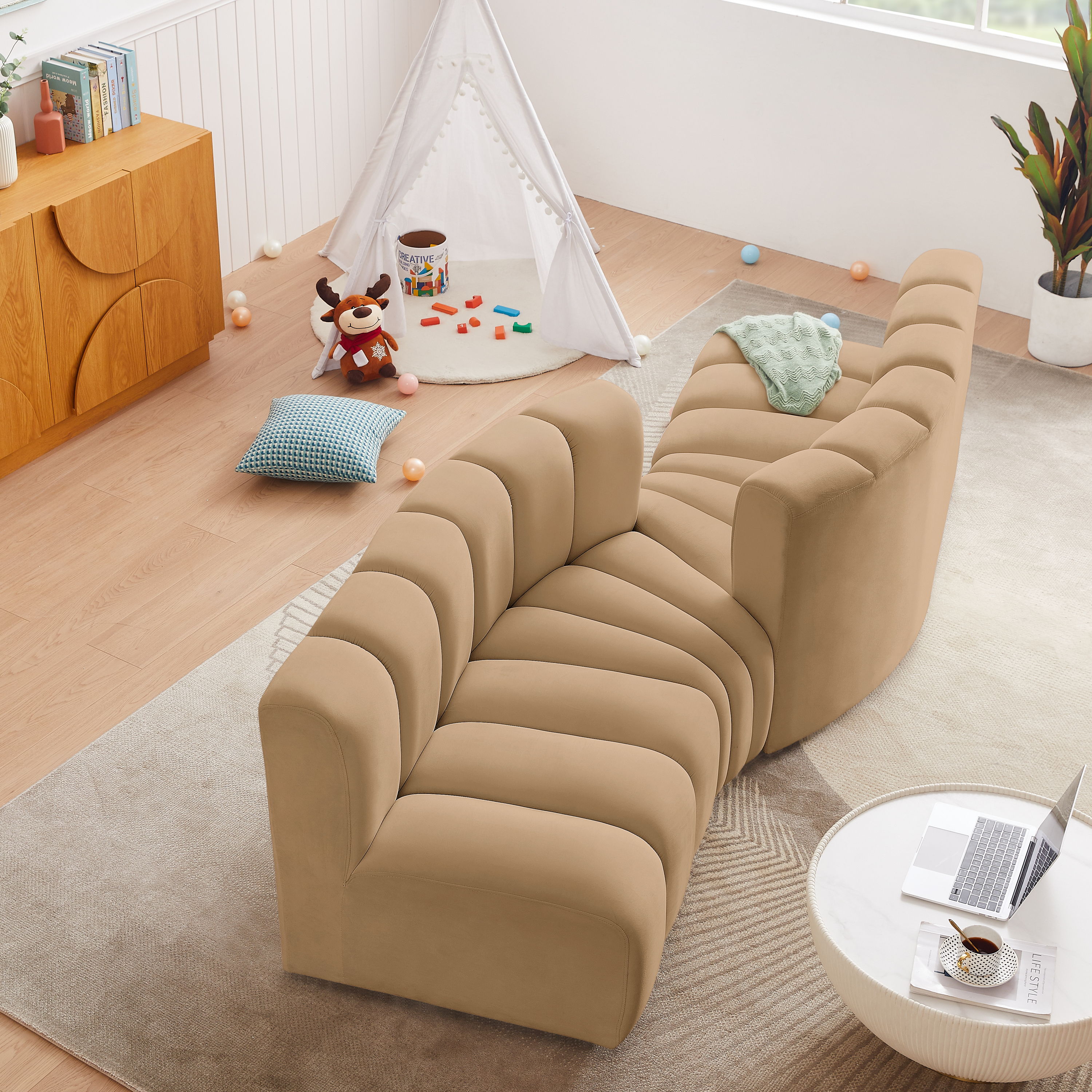 Arc - Velvet 4 Piece Sofa - Camel