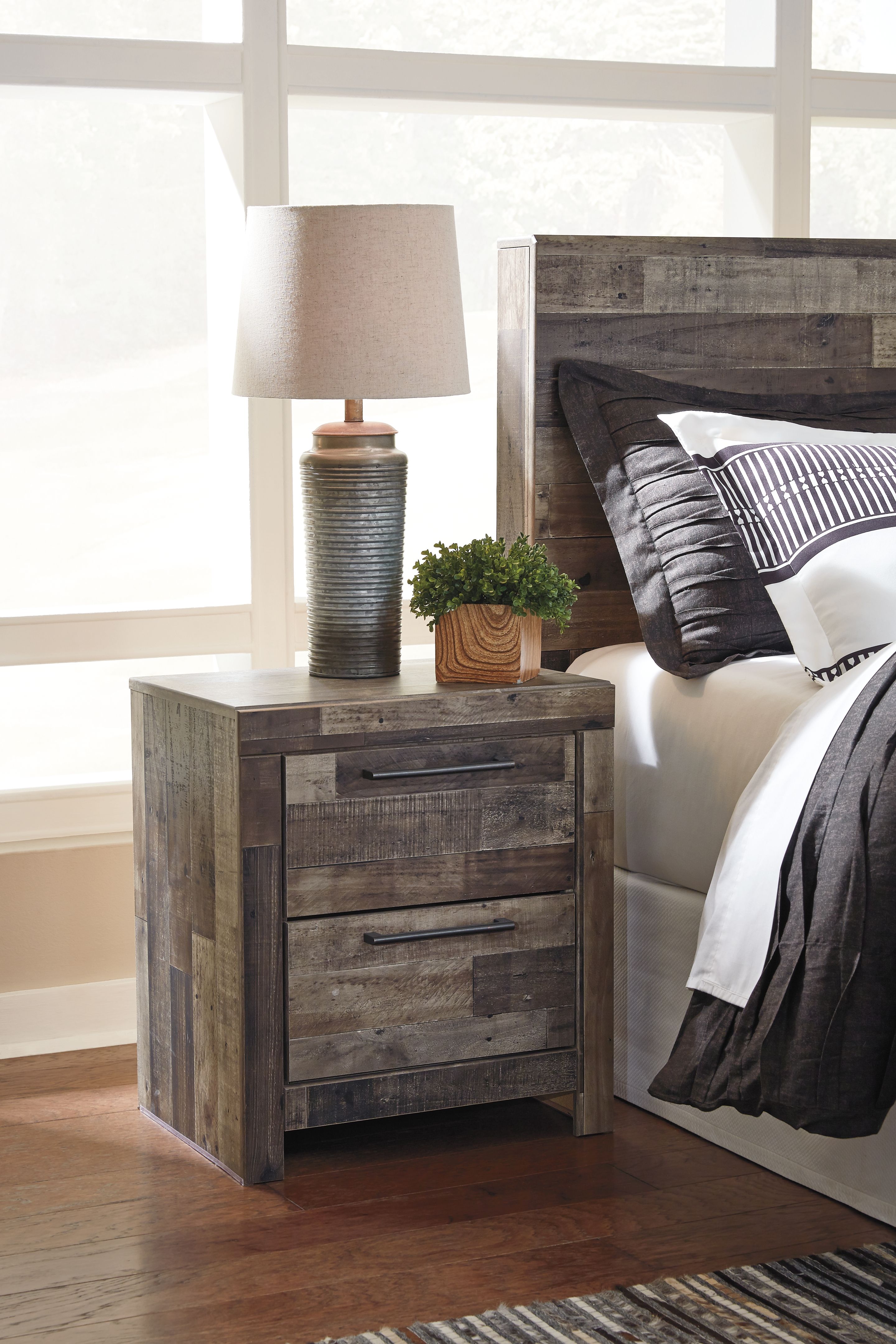 Ashley Furniture Derekson - King Panel Bed With 4 Storage Drawers - 9 Pc. - Dresser, Mirror, King Bed, 2 Nightstands - Multi Gray - Image 5