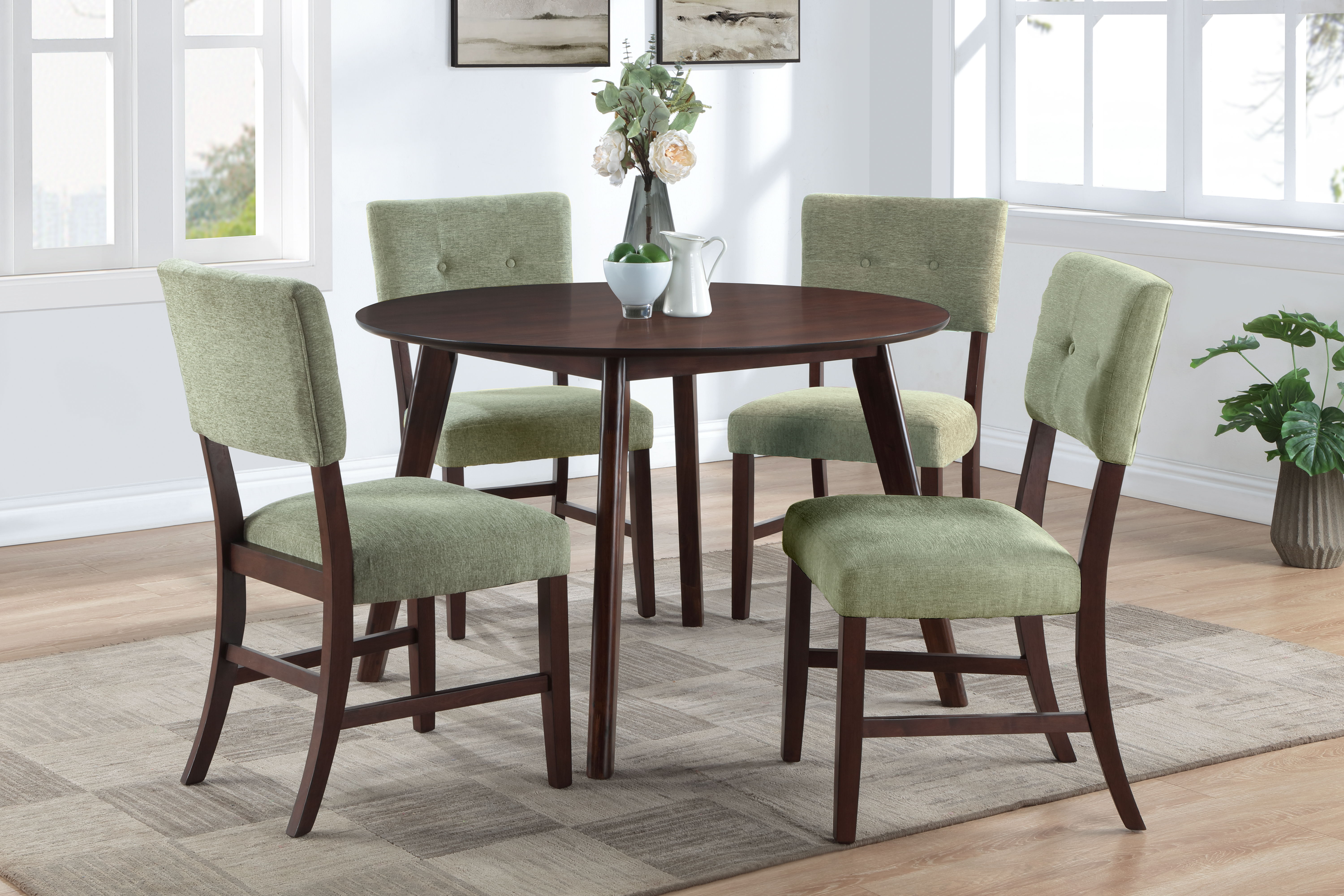 Tioga - 47" Round Dining Table & 4 Chairs - Green
