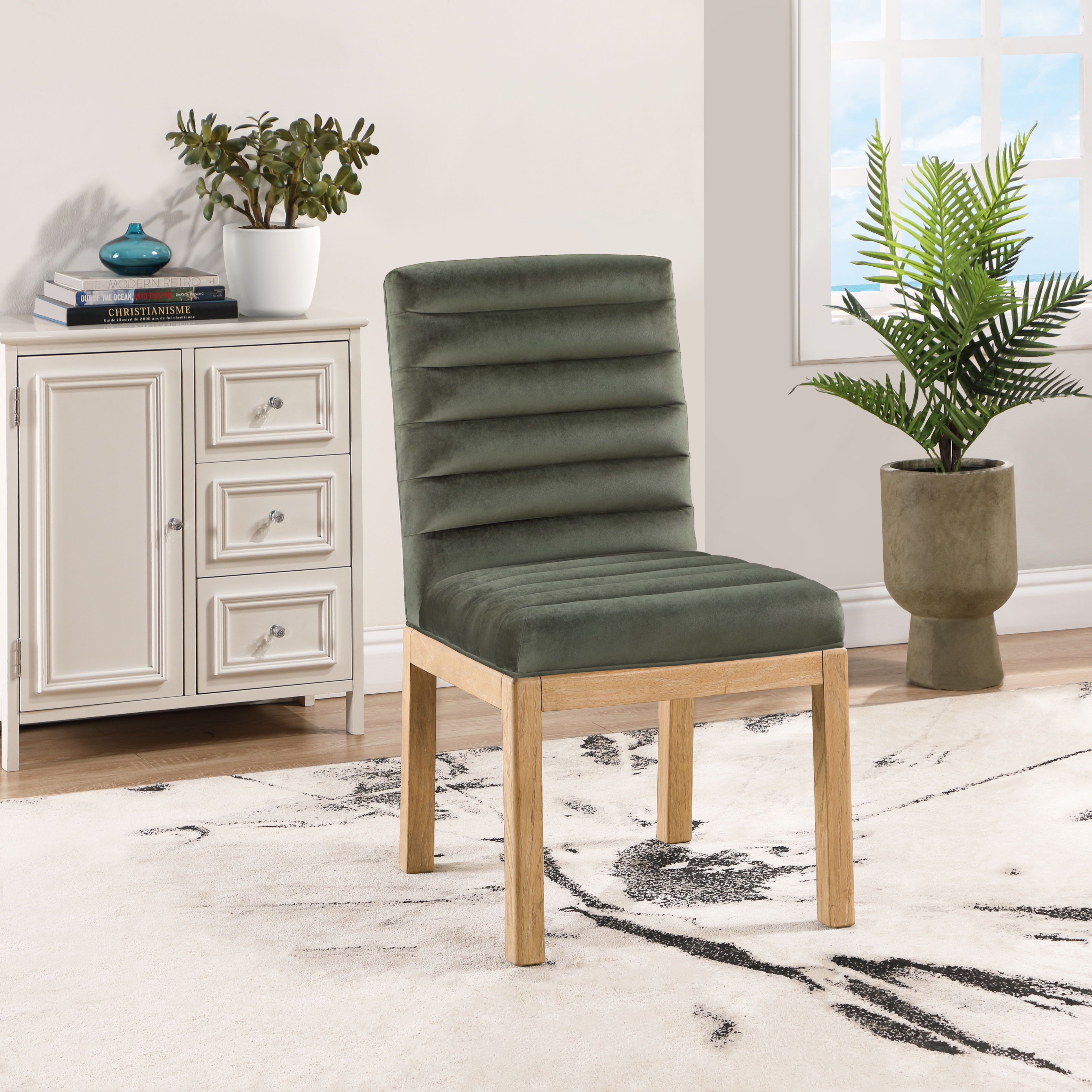 Evelyn - Dining Chair With Natural Legs - Green