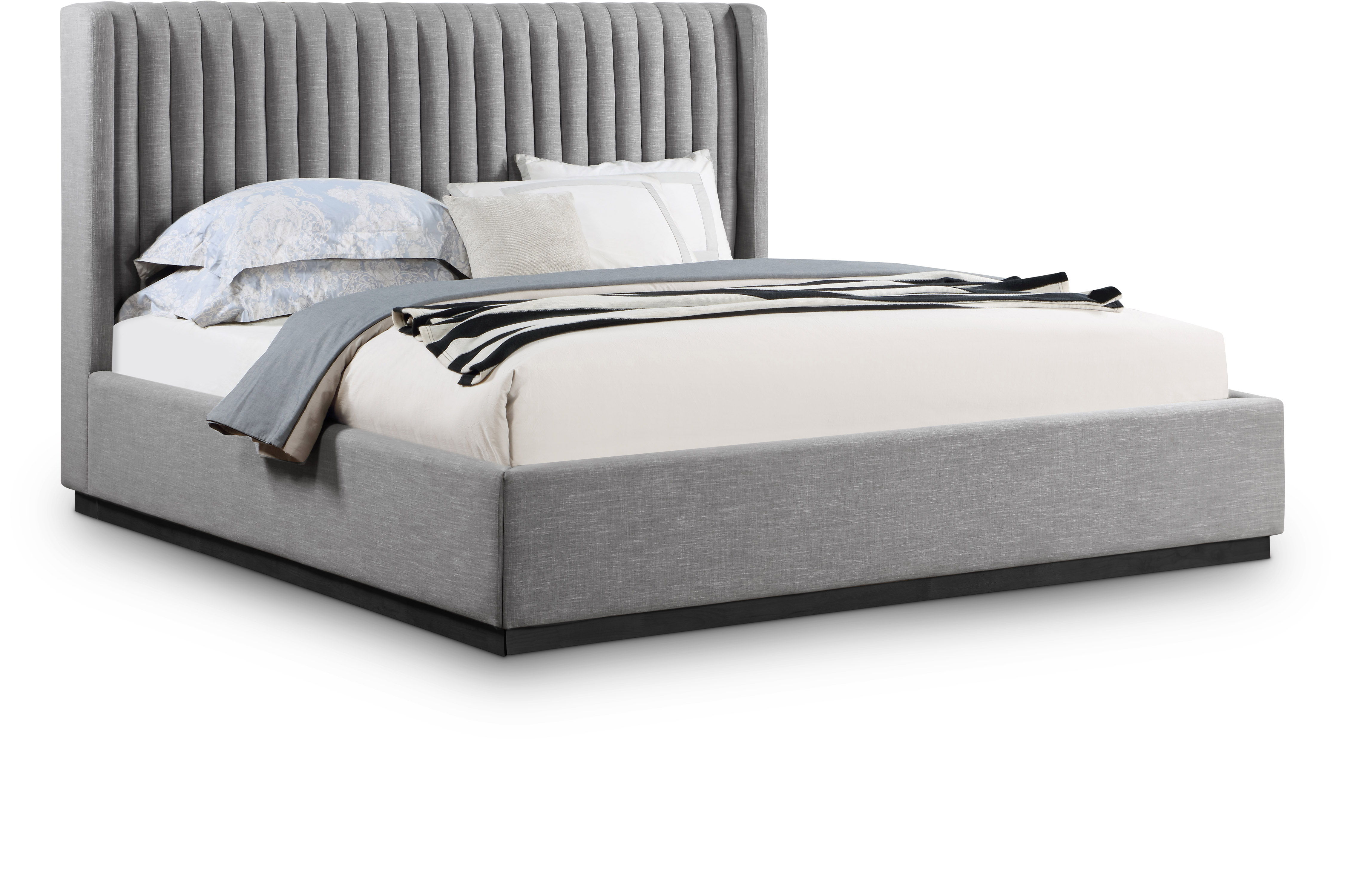 Logan - King Bed - Gray