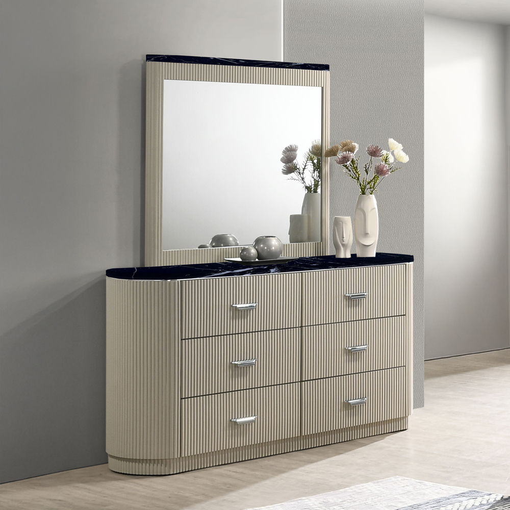 Travonte - Mirror - Gray / Beige, beige, view 3