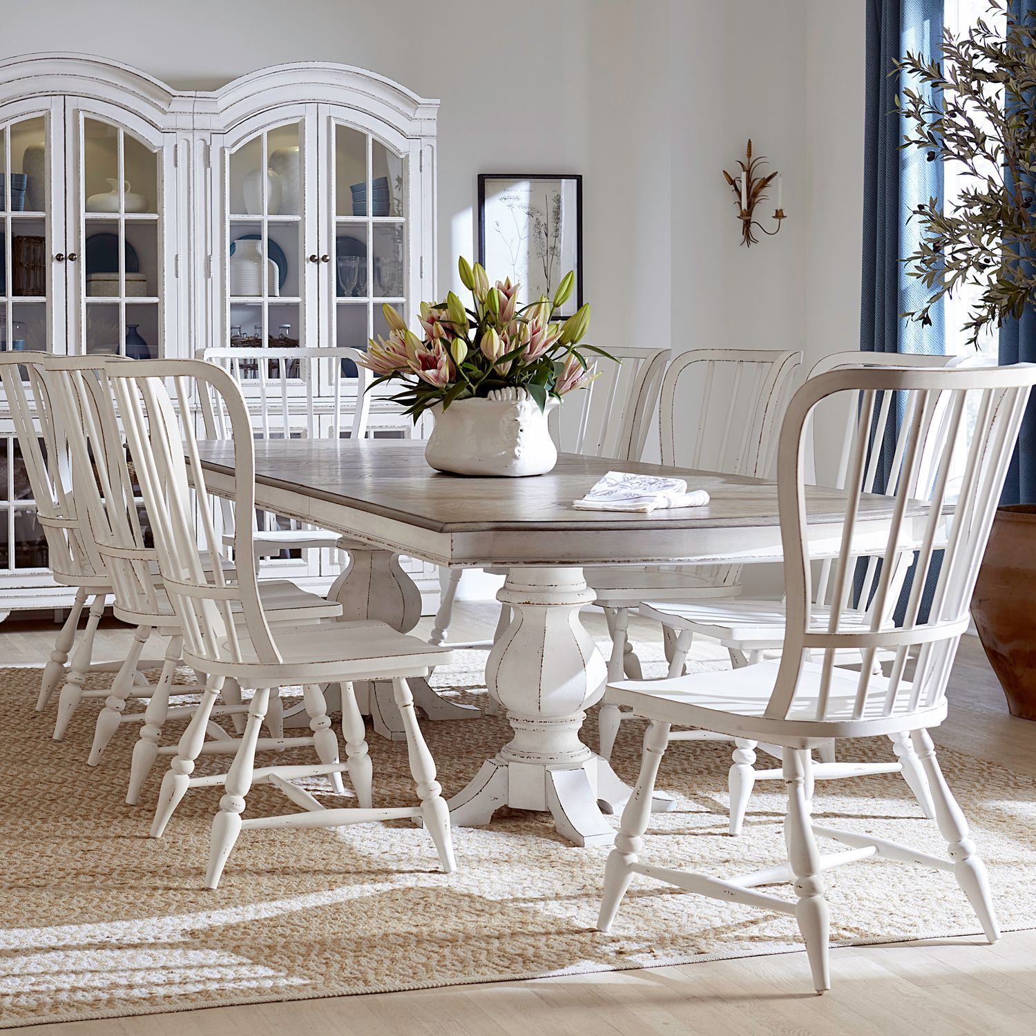 Liberty Furniture Magnolia Manor - 9 Piece Double Pedestal Table Set - White