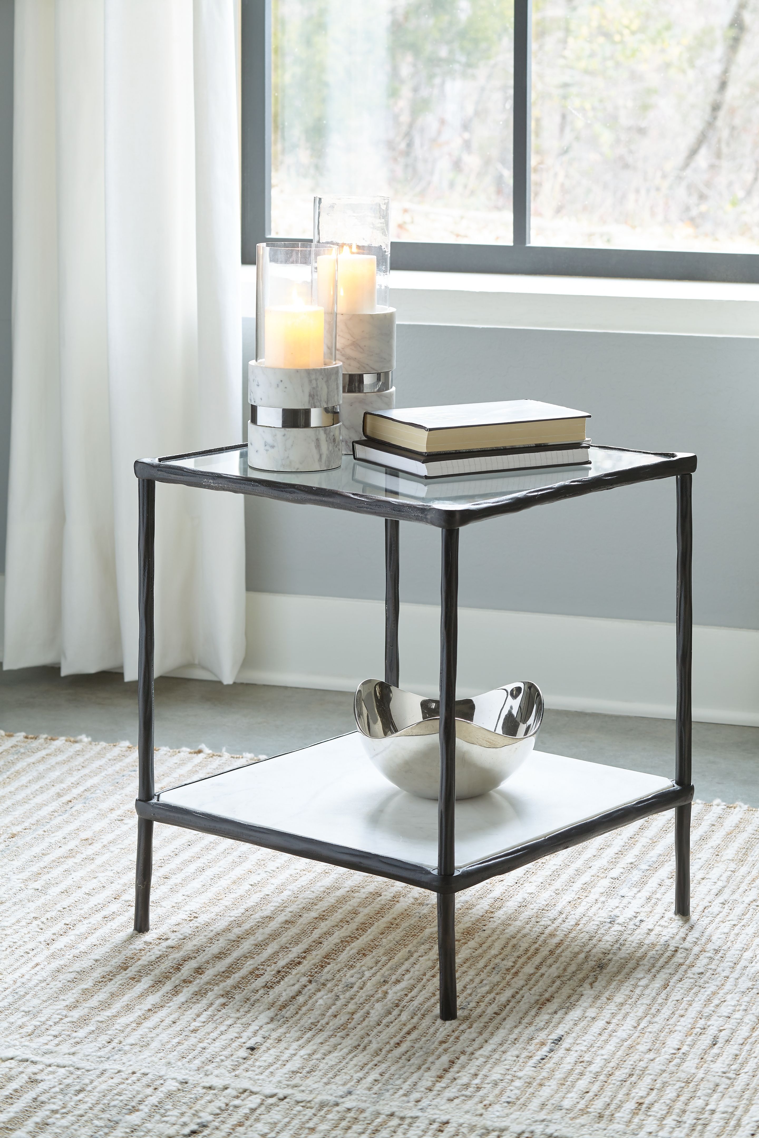Ryandale - Accent Table - Antique Black