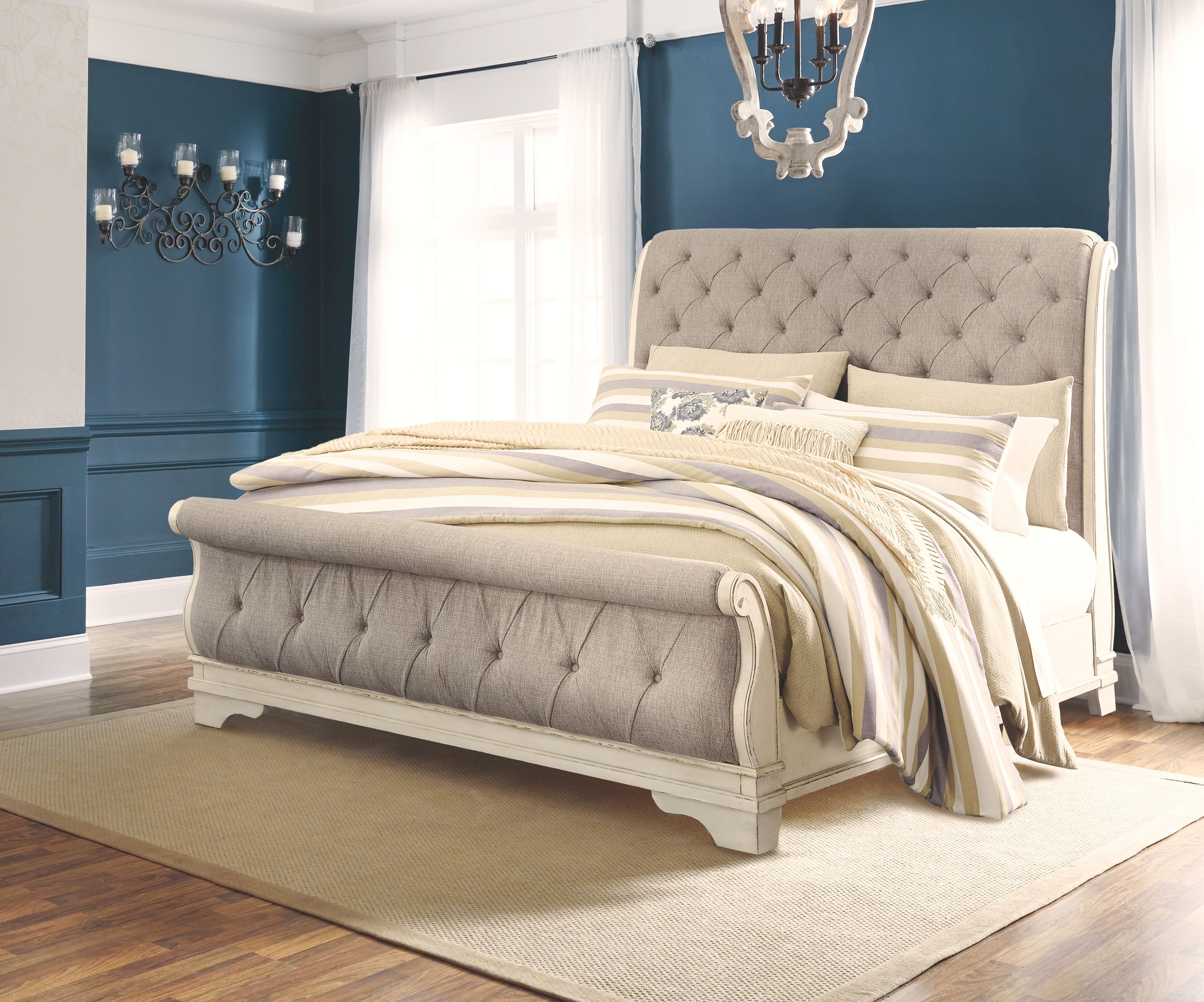 Ashley Furniture Realyn - 5 Pc. - Dresser, Mirror, King Upholstered Sleigh Bed - Two-tone - Image 3