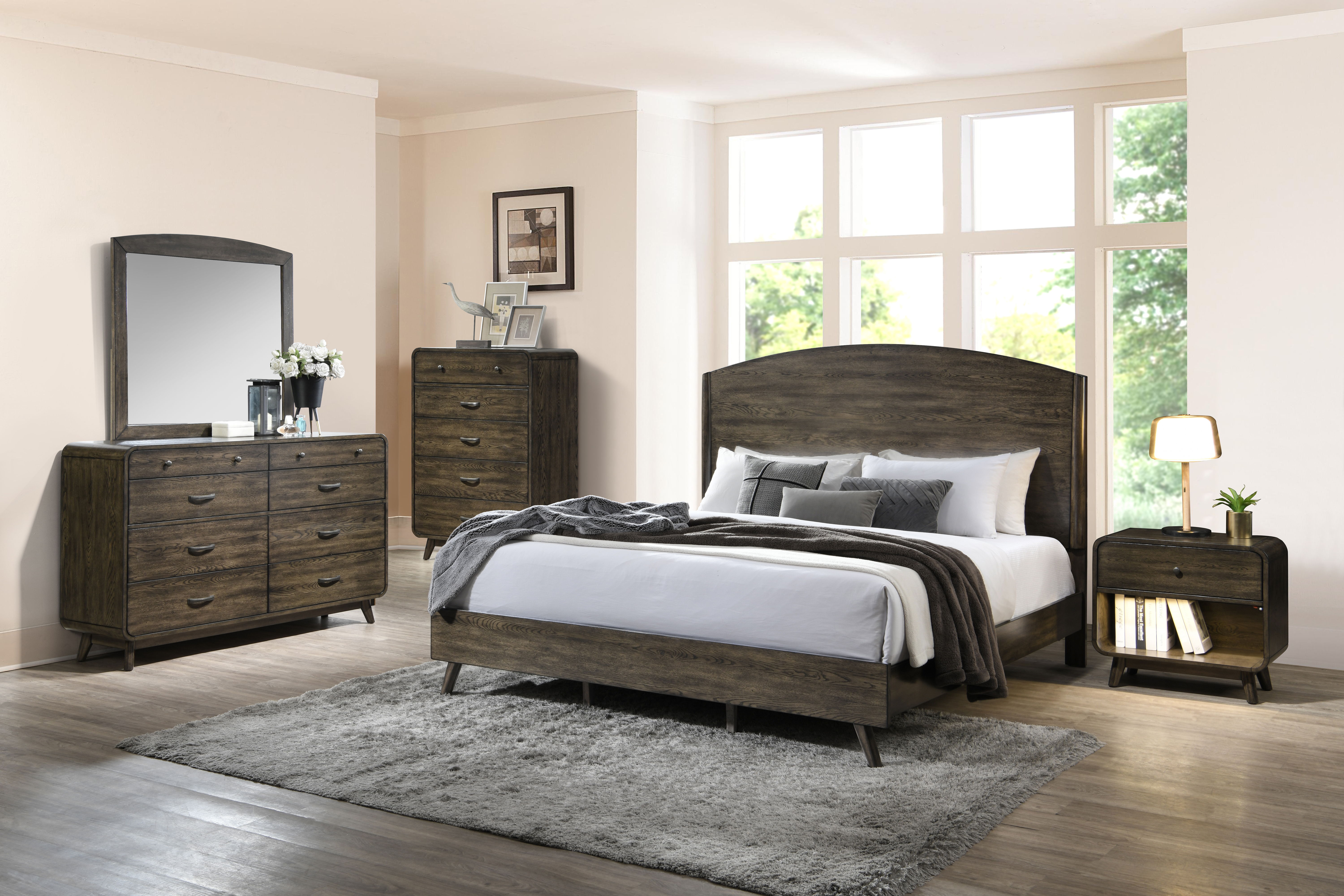 Eastern King · 5 Pc · Bed, Dresser, Mirror, Chest, Nightstand