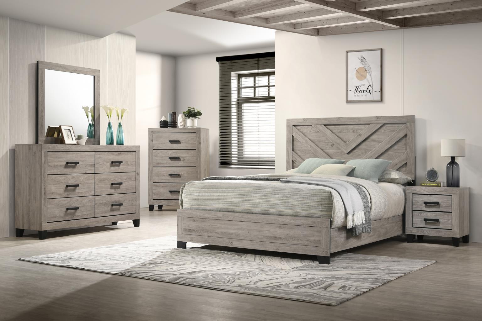 B528 - 3 Piece Bedroom Set (King Bed, Dresser, Mirror) - Light Gray