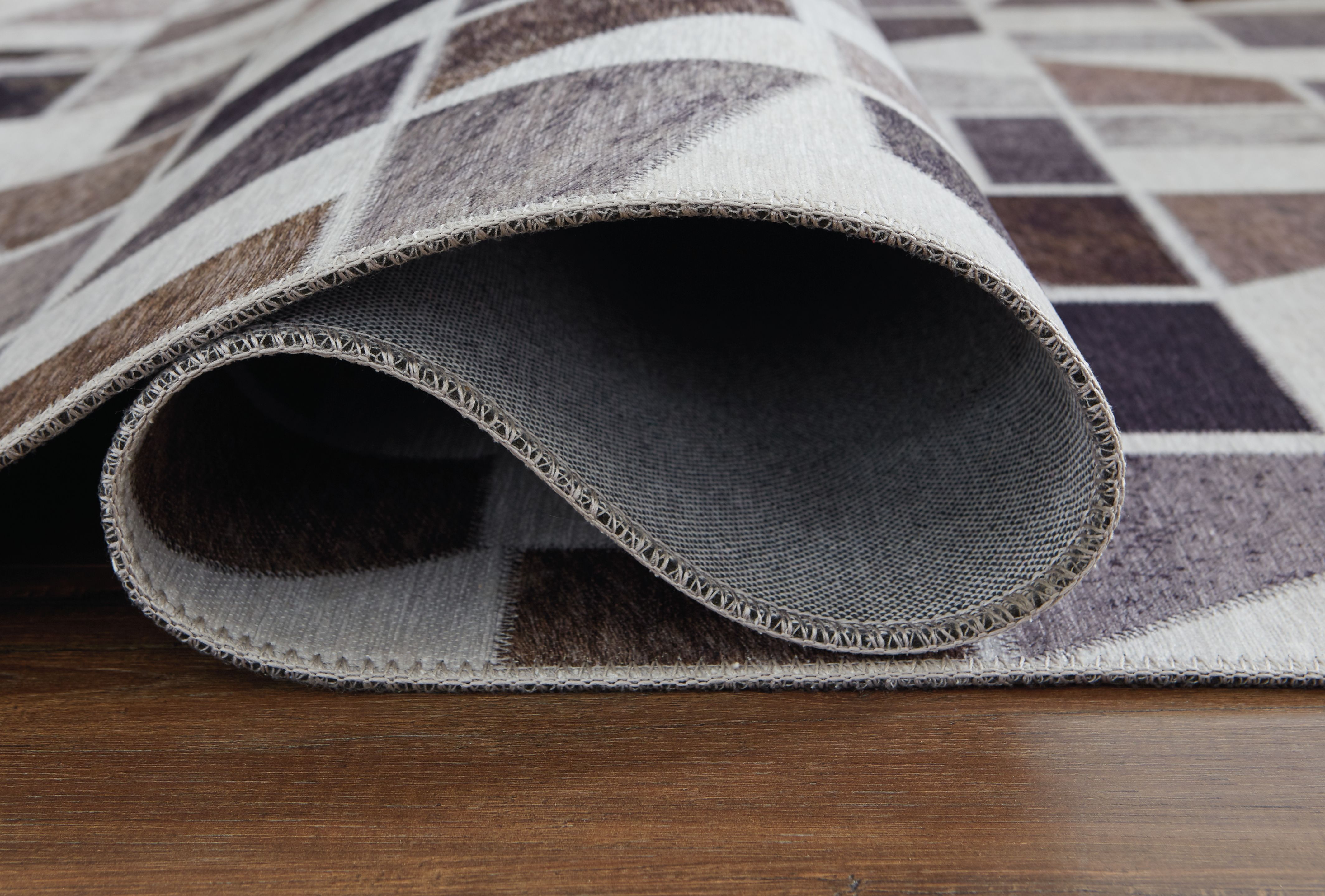 Jettner - 5' x 7' Rug - Multi