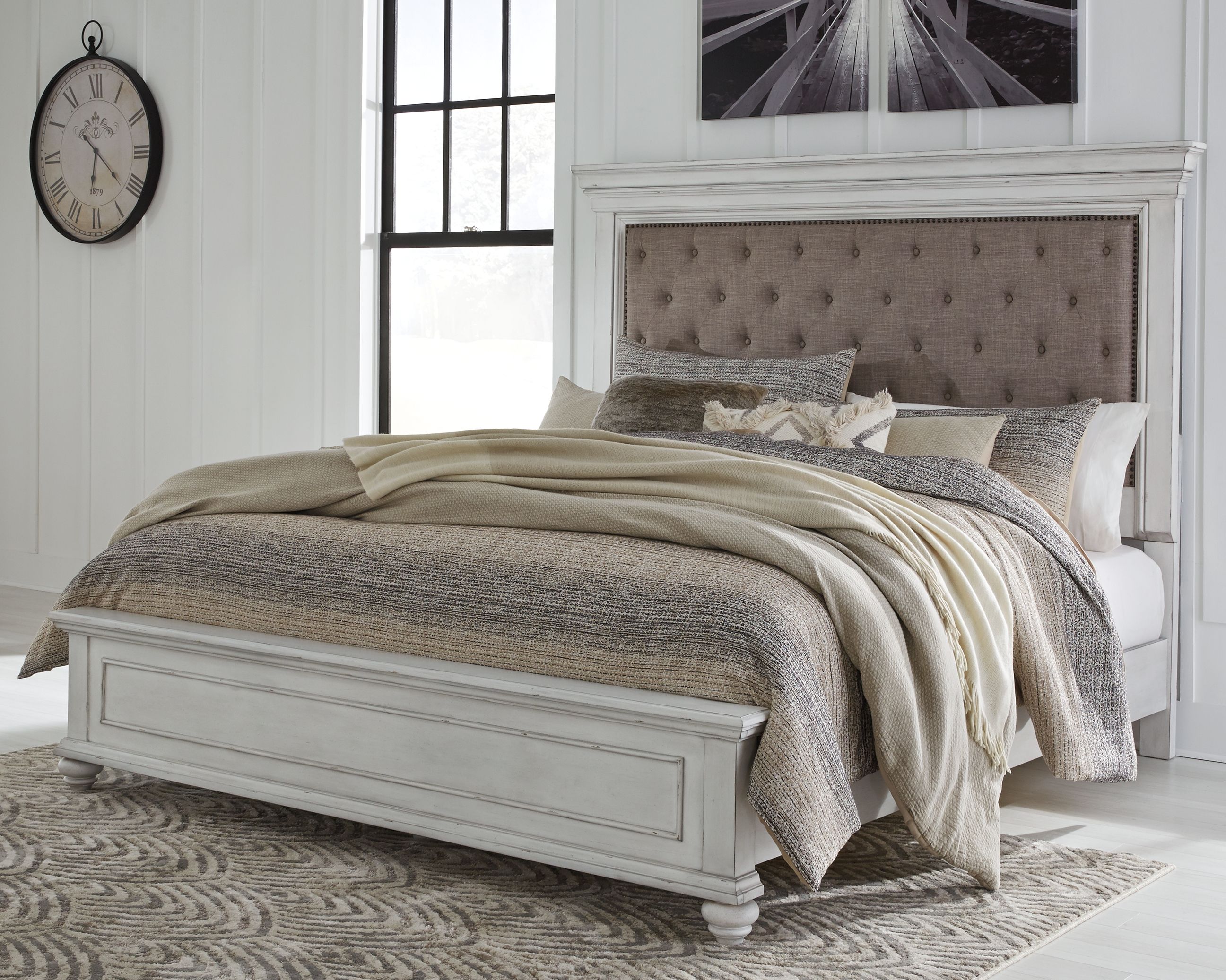 Kanwyn - Queen Upholstered Panel Bed - Whitewash