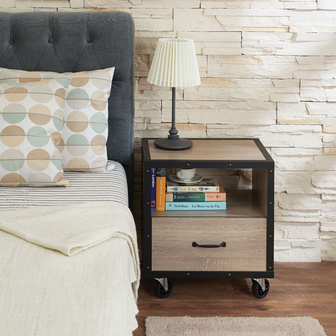 Bemis - Accent Table - Rustic Natural & Black, beige