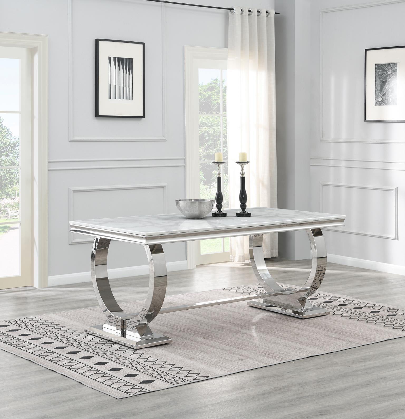G-082-T-WHITE - 5 Piece Dining Room Set (Table, 4 Velvet Chairs) - White / Gray