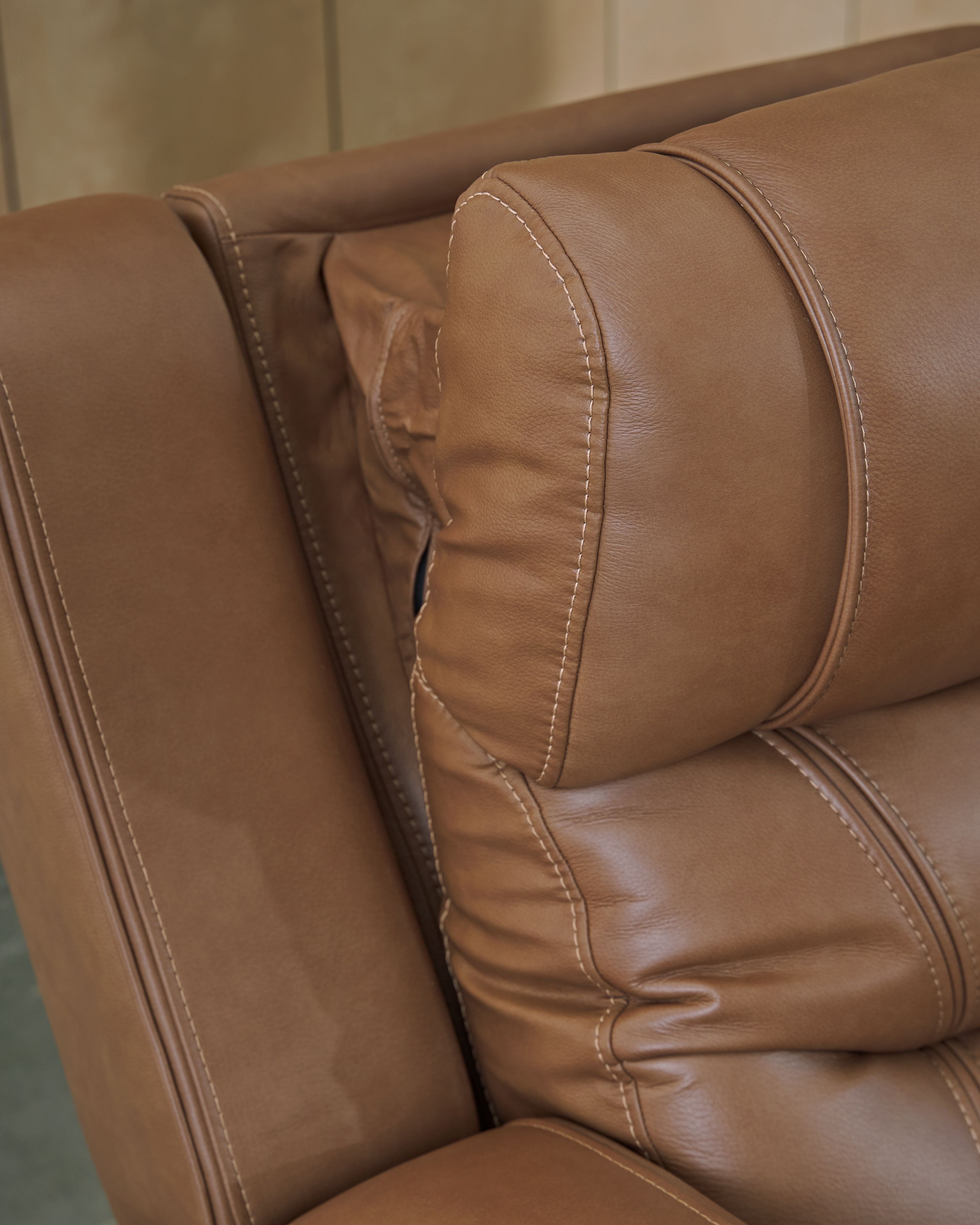 Ashley Furniture Knightington - Power Reclining Loveseat With Audio Console - Caramel - Image 8