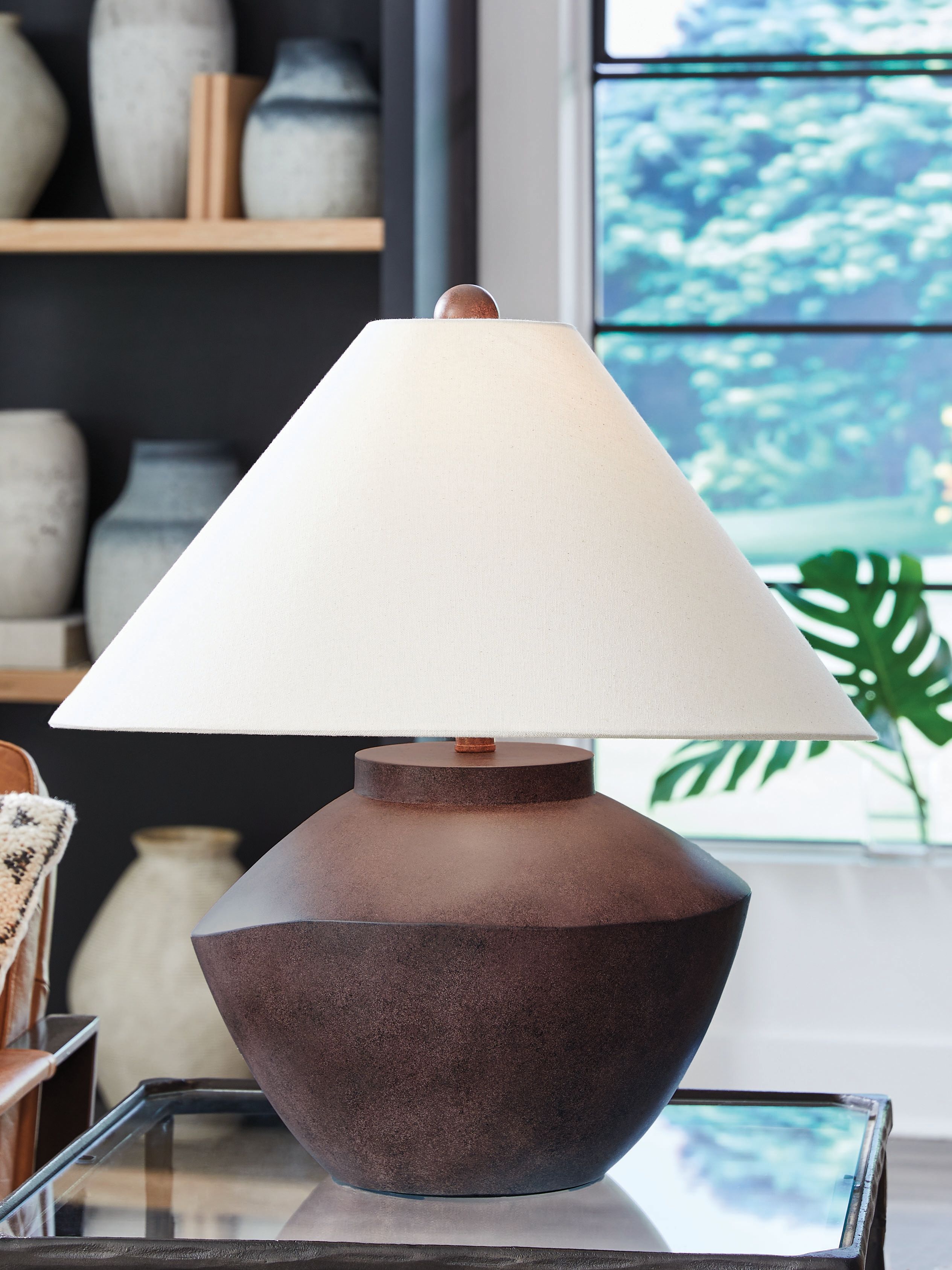Ashley Furniture Honsworth - Poly Table Lamp - Antique Brown - Image 2