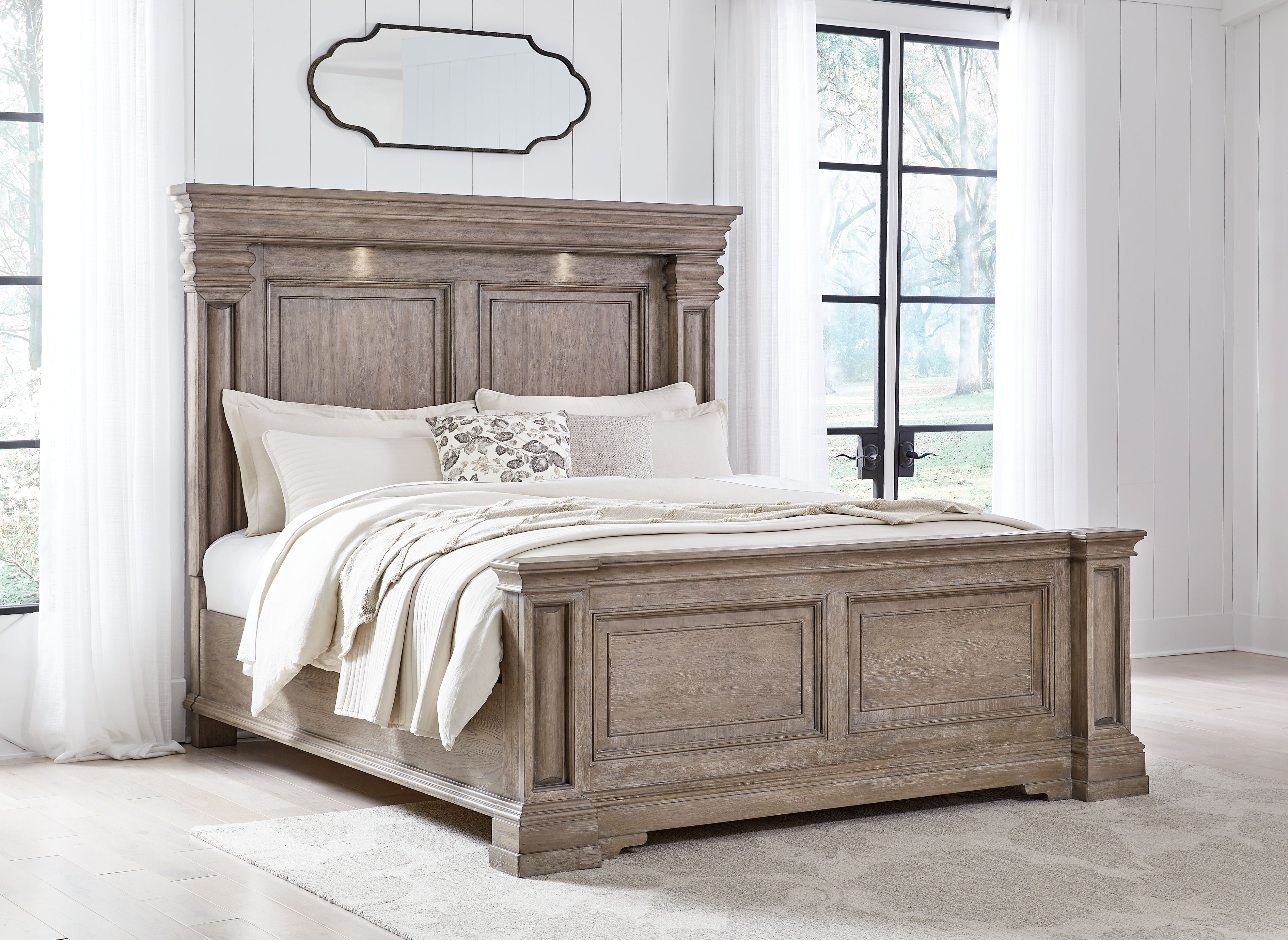 Blairhurst - California King Panel Bed - Light Grayish Brown