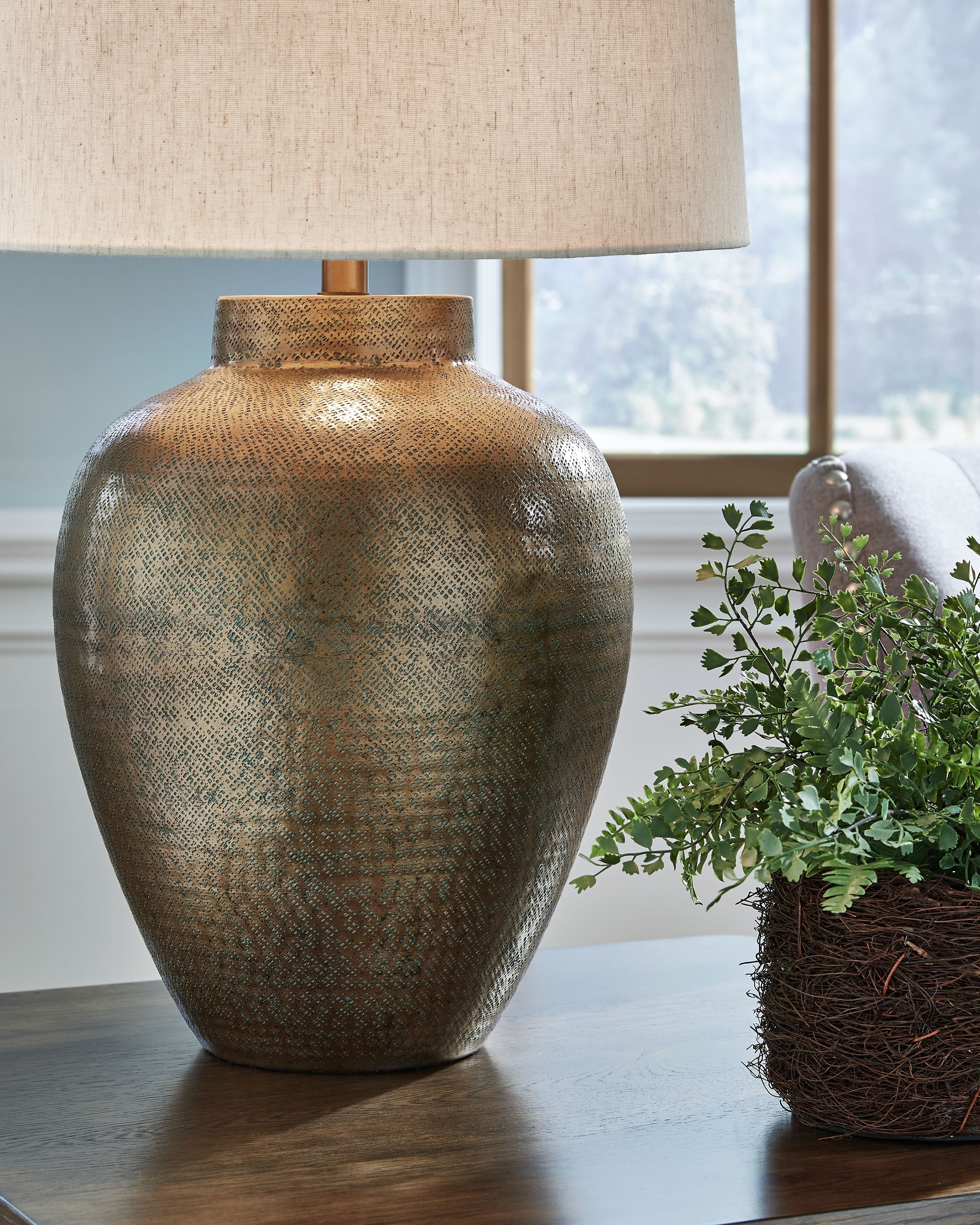 Ashley Furniture Madney - Metal Table Lamp - Antique Gold Finish - Image 4