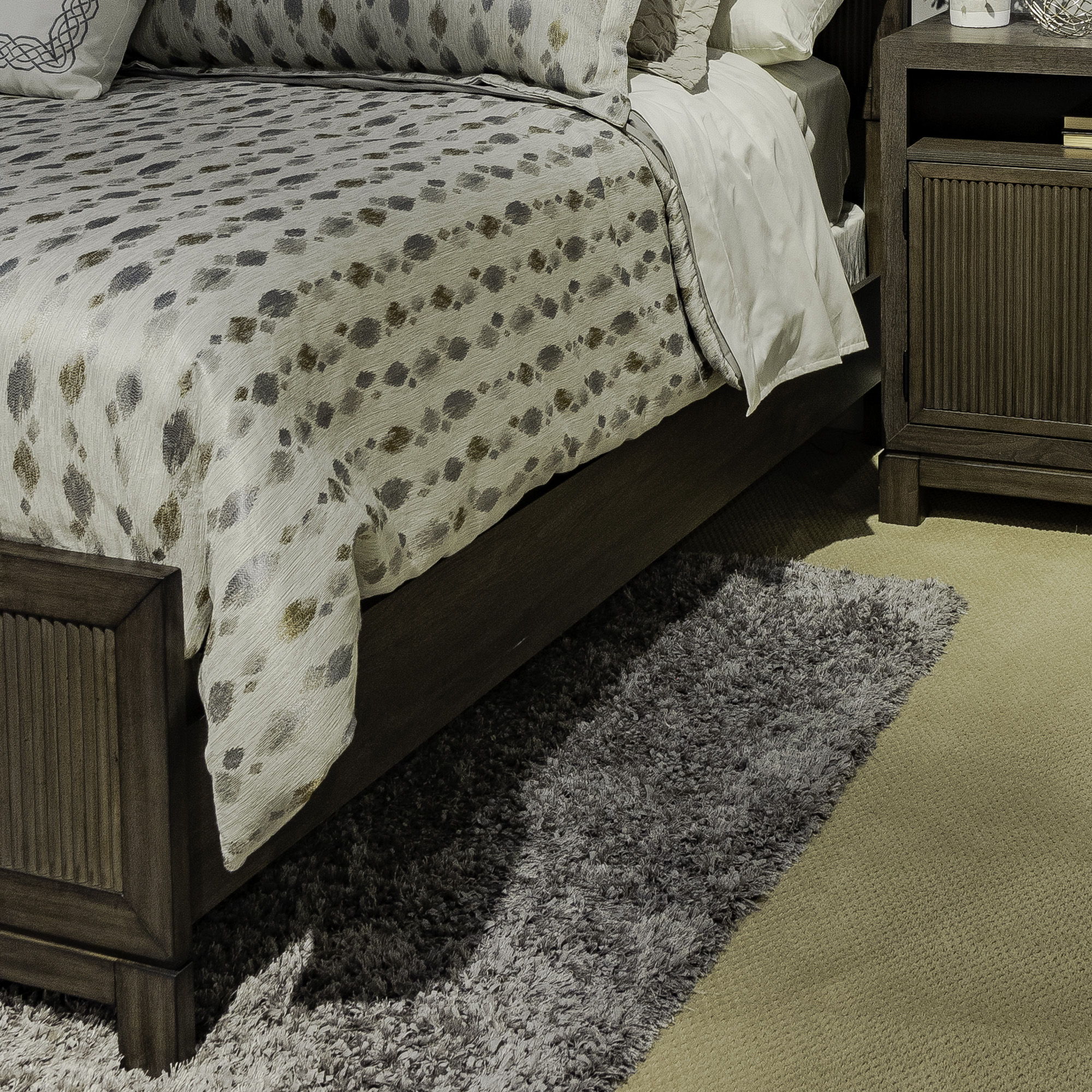 Modern Edge - California King Panel Bed Rails - Caffe Image