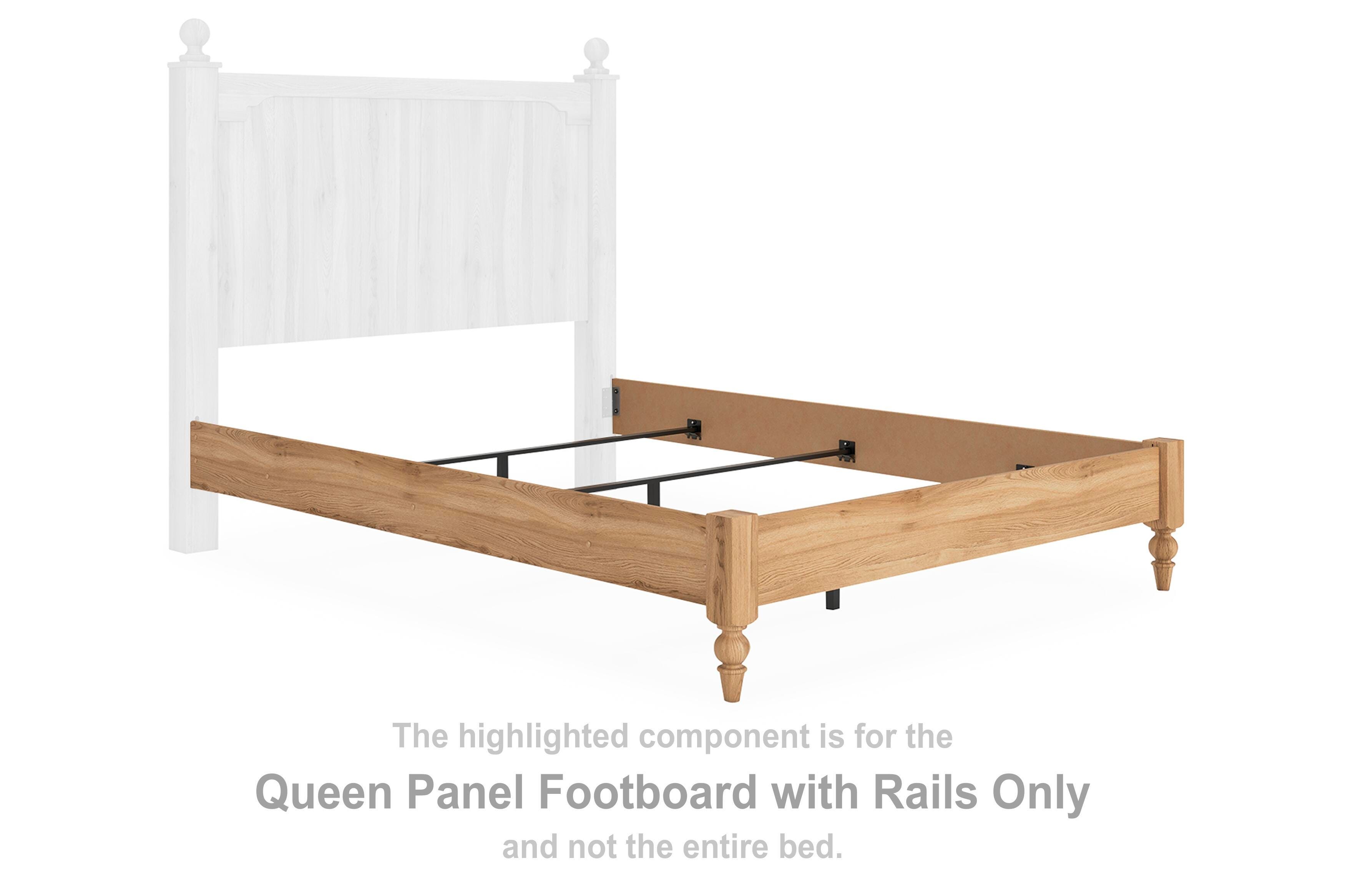 Aleaport – Queen Panel Footboard With Rails – Warm Brown