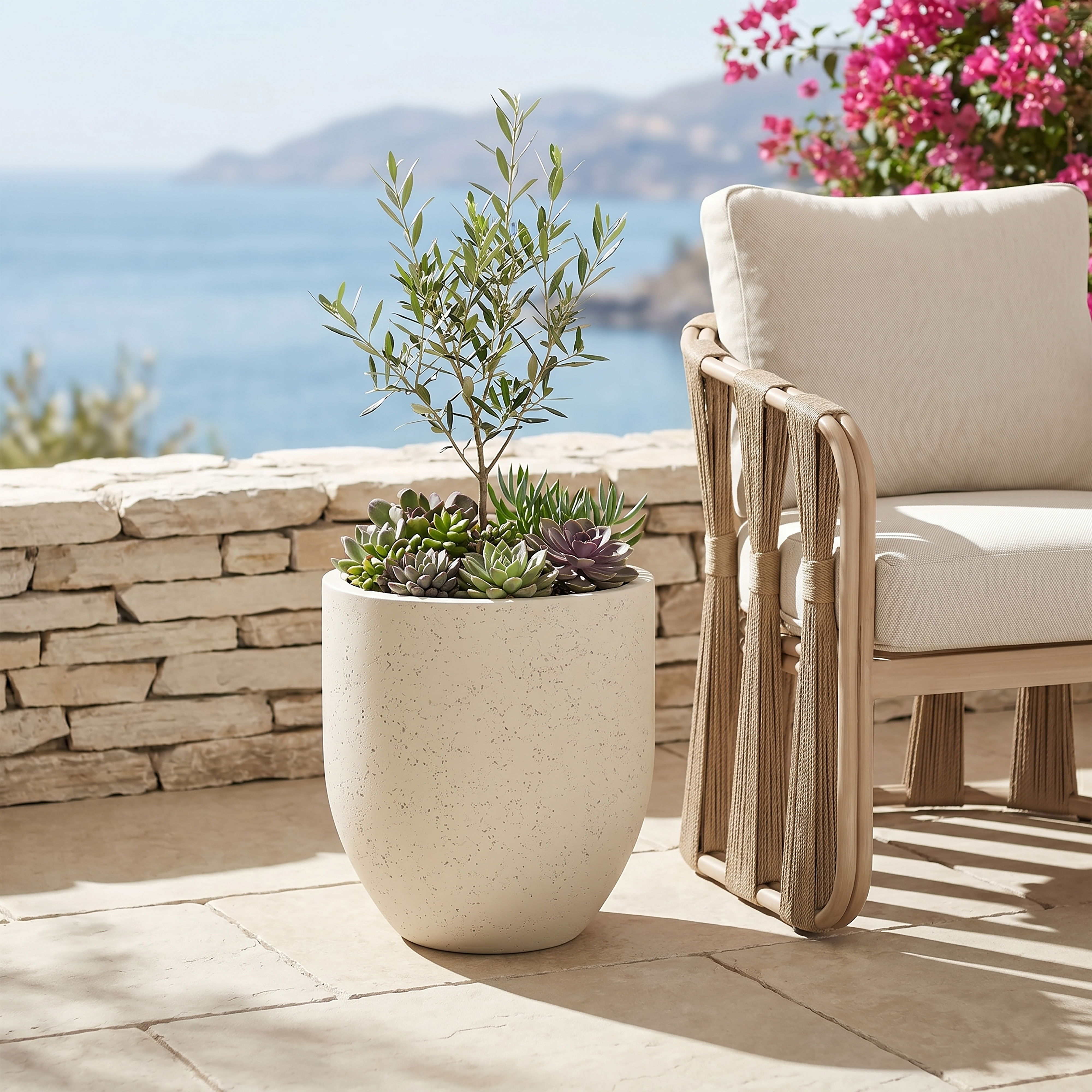 Florique - 18" Indoor / Outdoor Concrete Planter - Cream