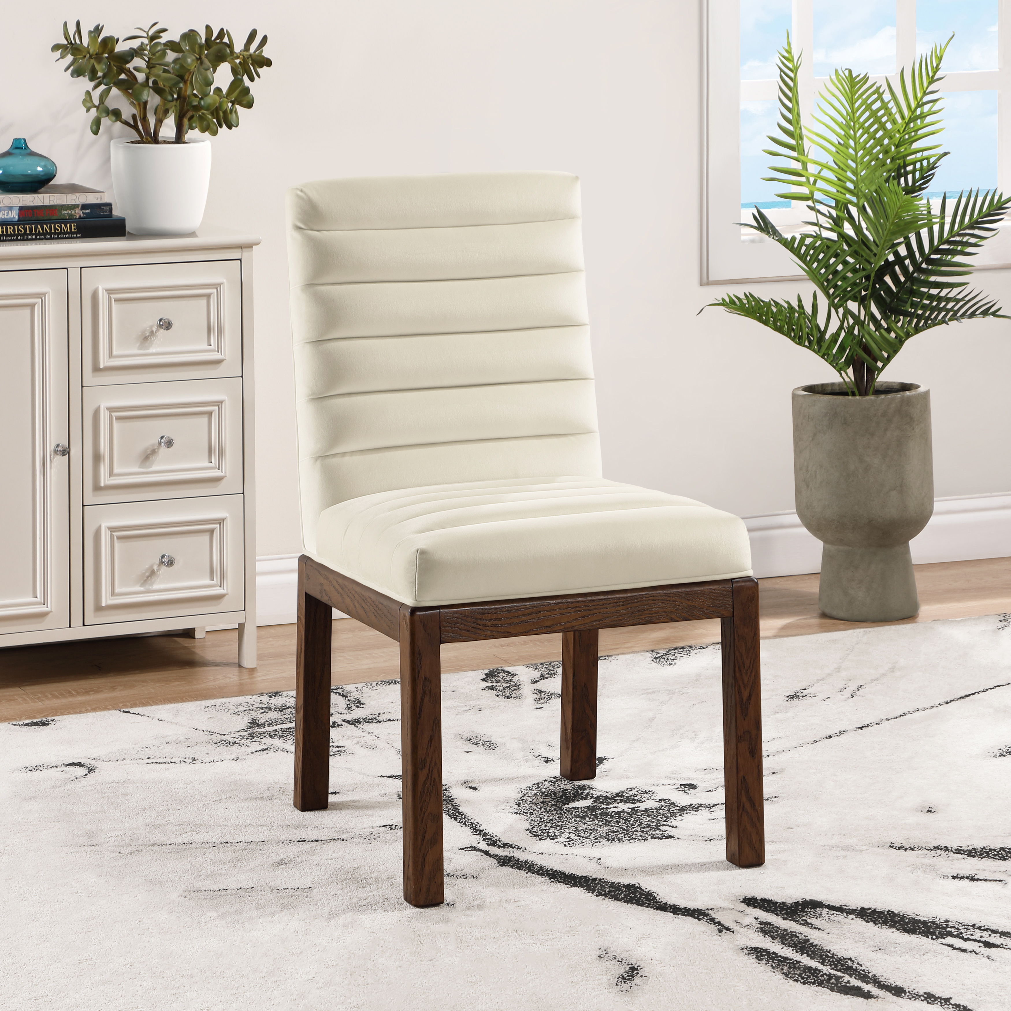 Evelyn - Dining Chair With Brown Legs - Cream