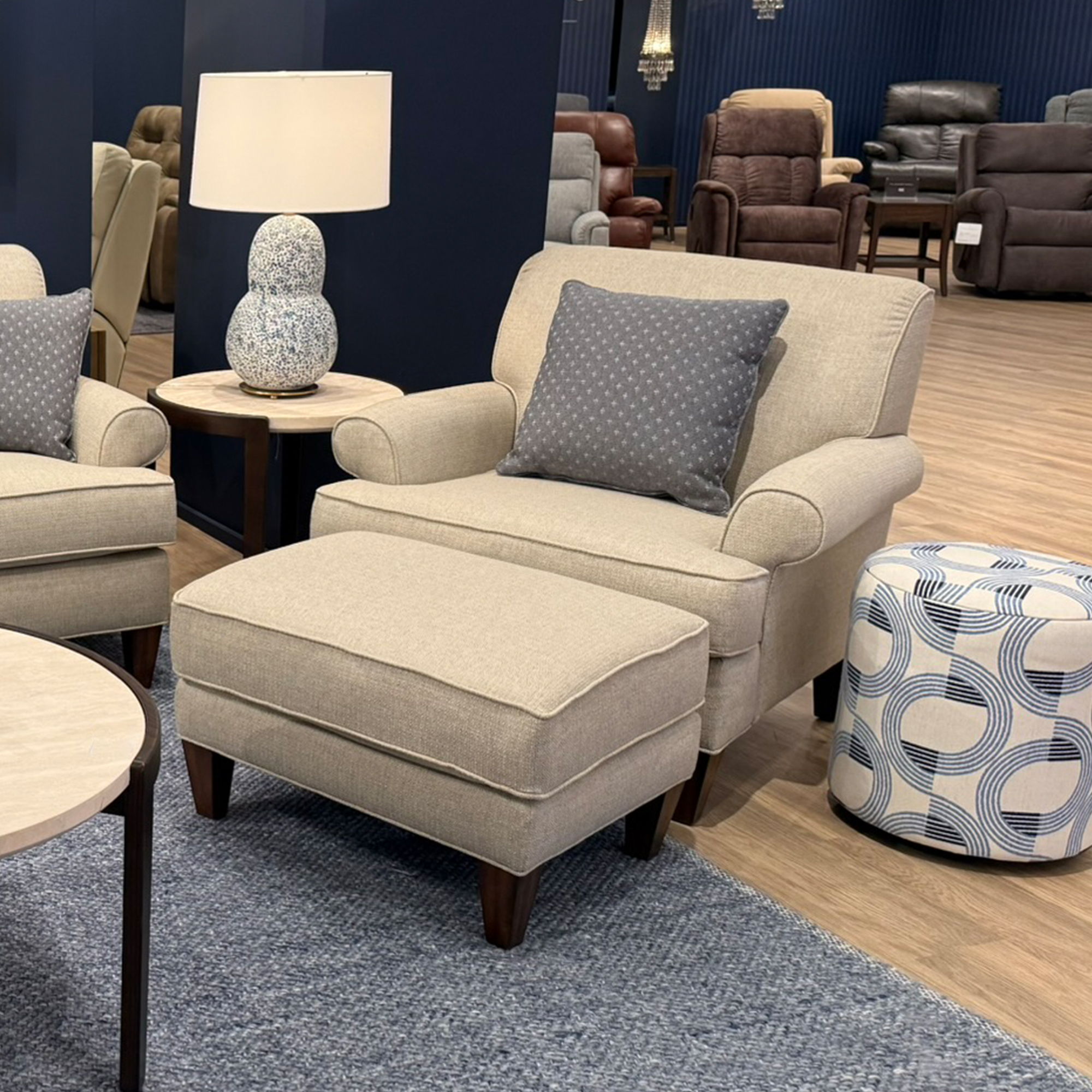 Venture - Fabric Chair, gray