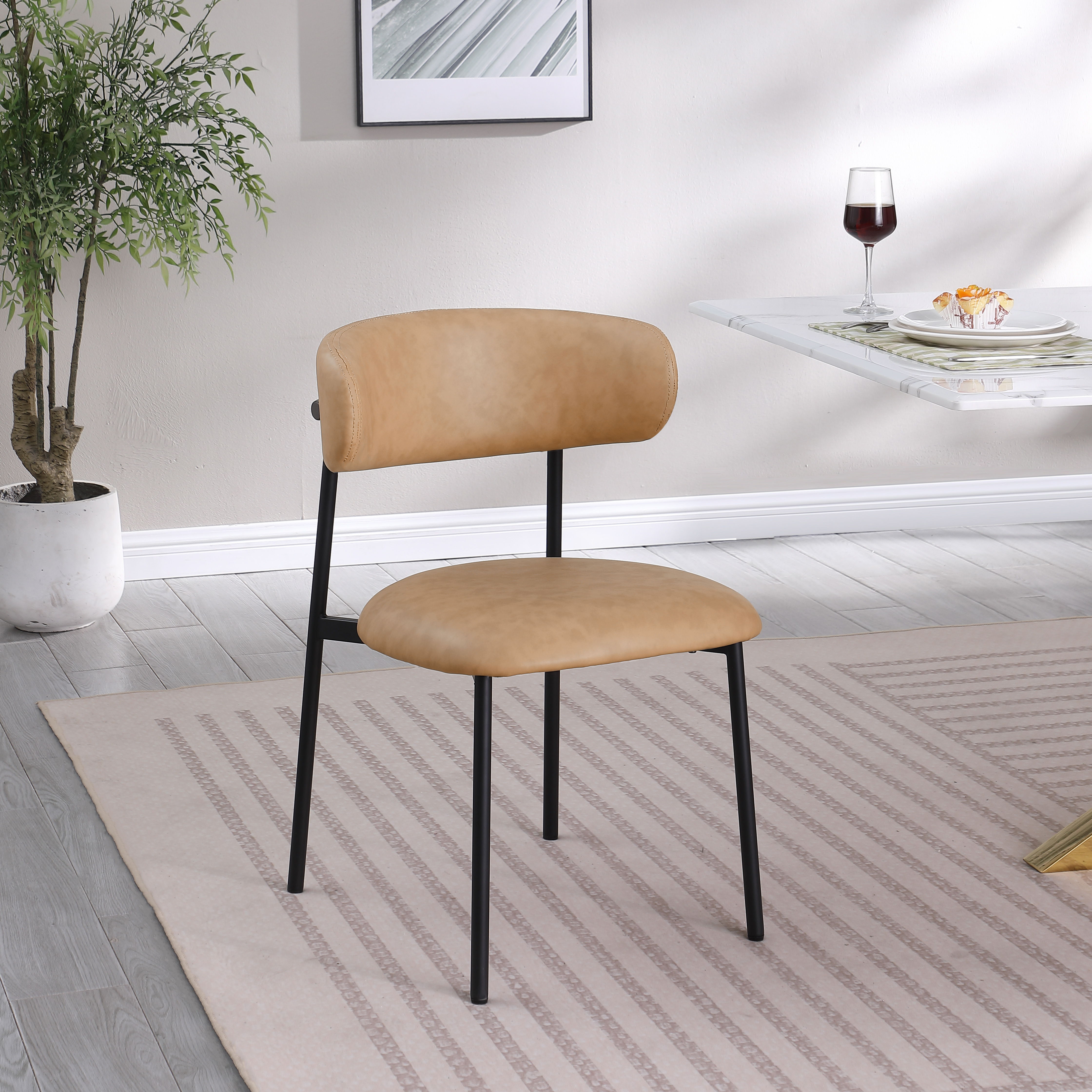 Lupita - Dining Chair (Set of 2) - Tan