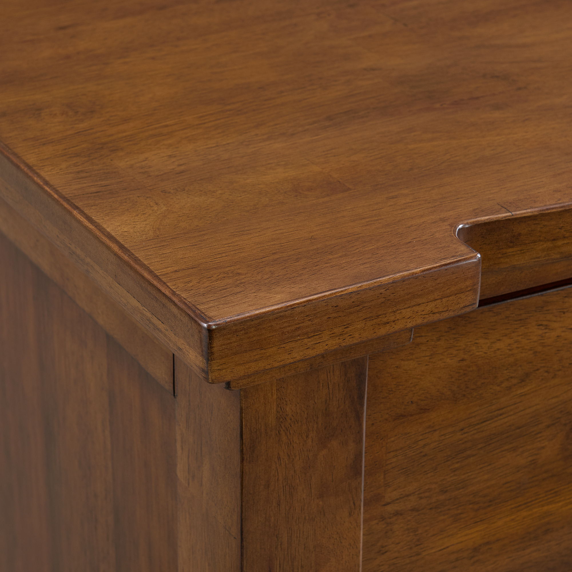 Gage - 9-Drawer Dresser - Chestnut