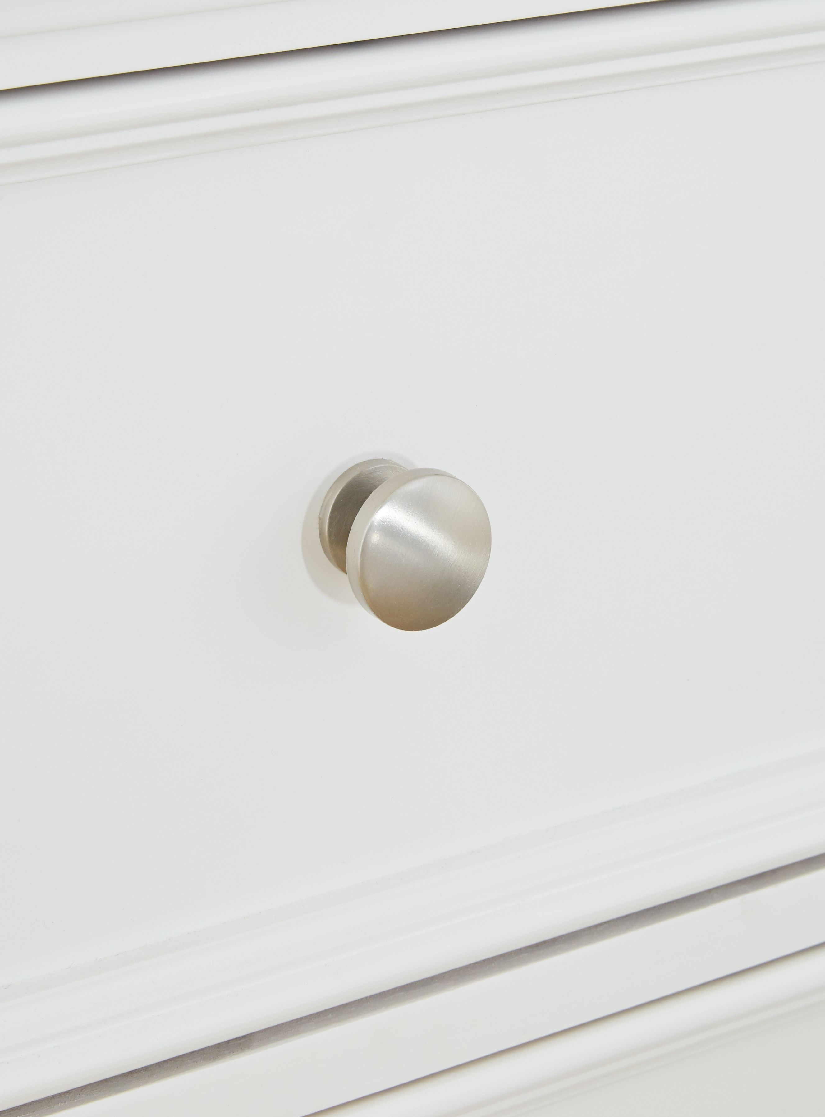 Ashley Furniture Fortman - Five Drawer Chest - White - Image 12