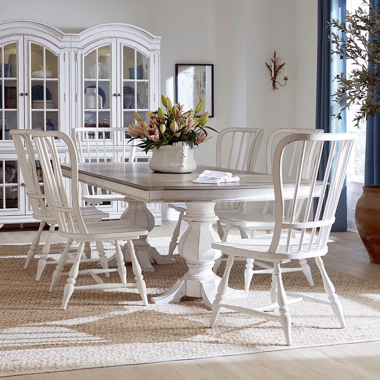 Liberty Furniture Magnolia Manor - 7 Piece Double Pedestal Table Set - White