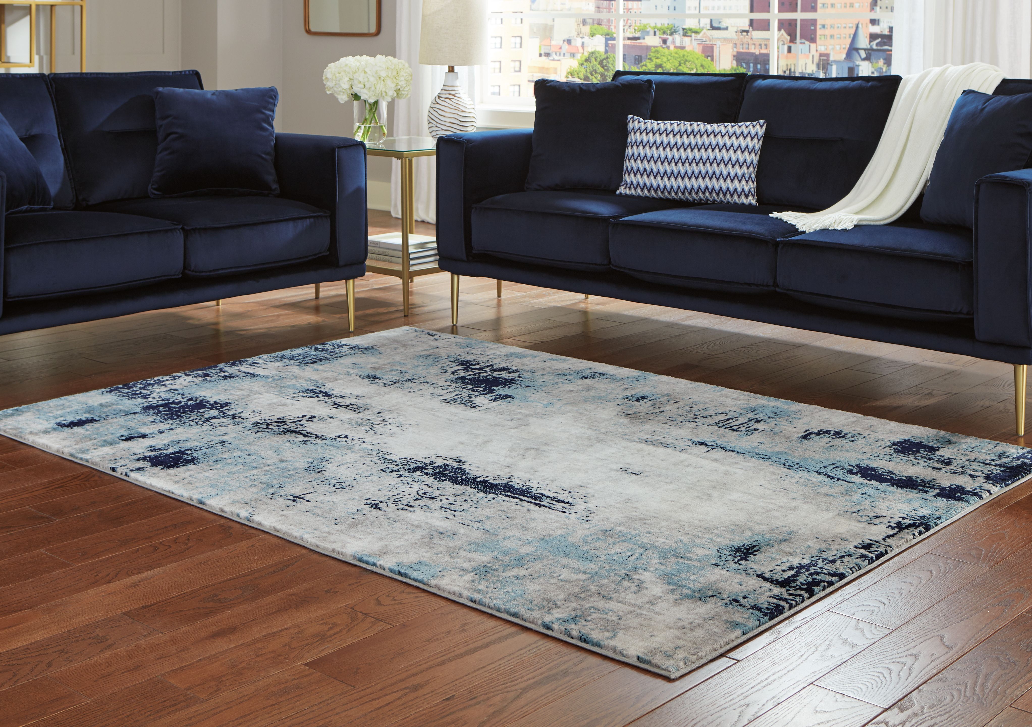 Leonelle - 5' x 7' Rug - Cream / Blue / Gray