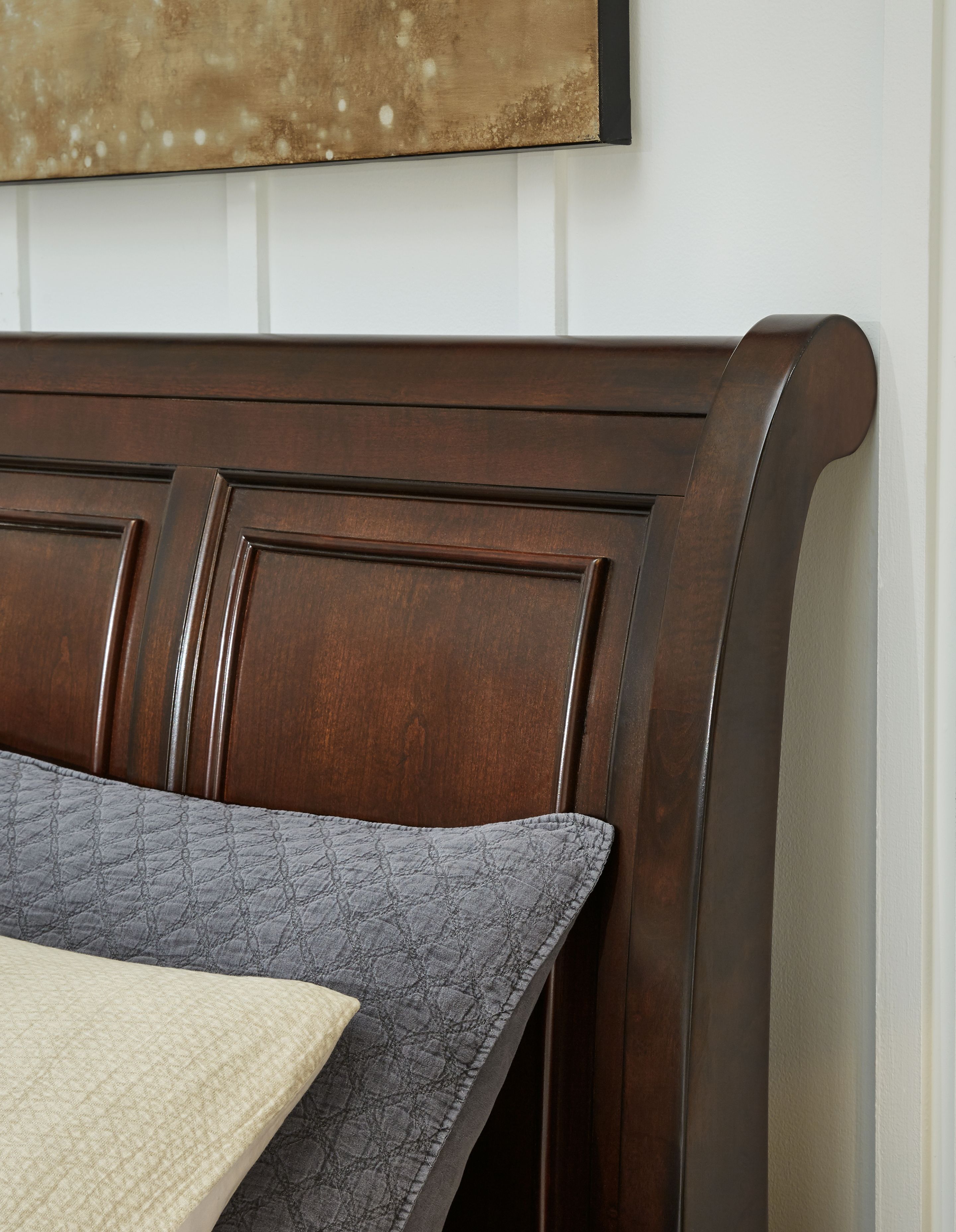 Porter - Queen Sleigh Bed - Rustic Brown