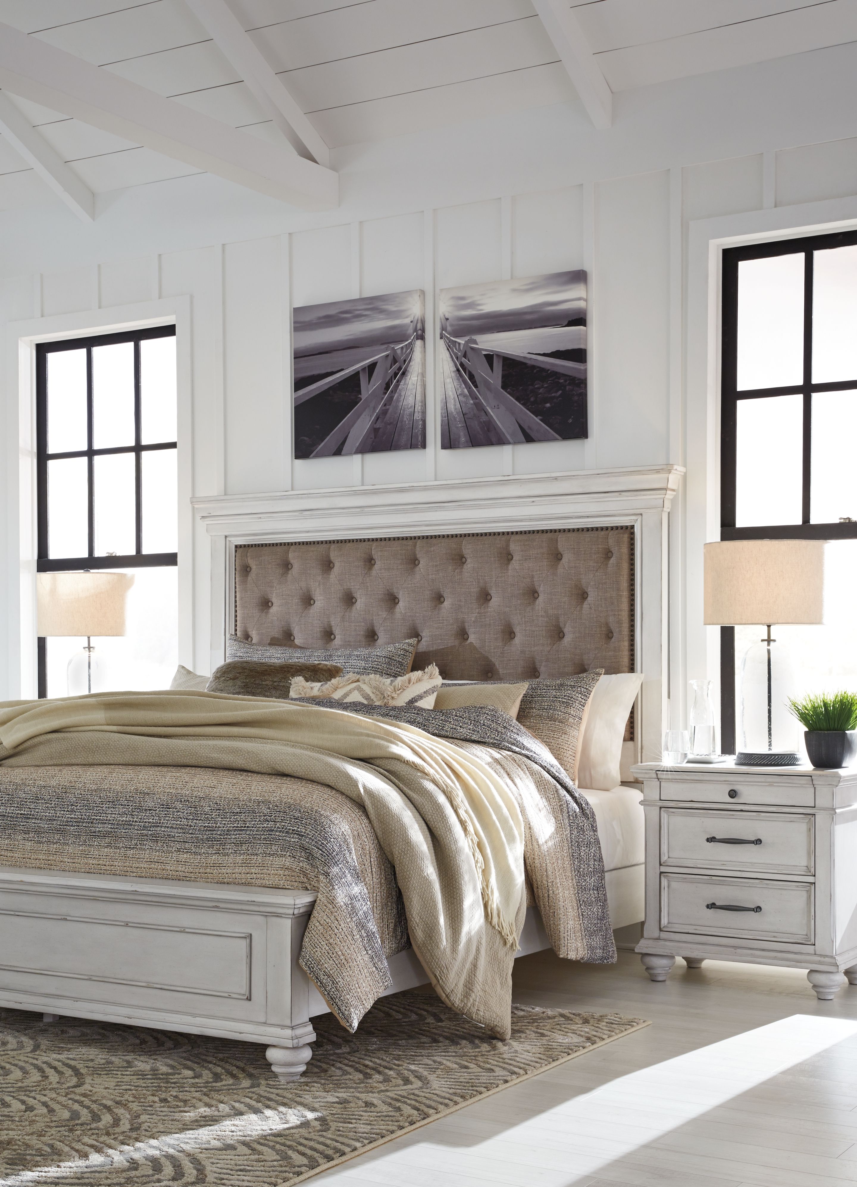 Ashley Furniture Kanwyn - Queen Upholstered Panel Bed - Whitewash - Image 13