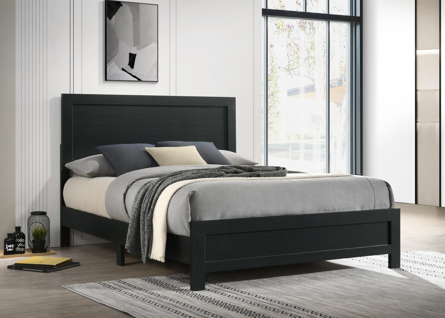 B525 - King Bed - Black