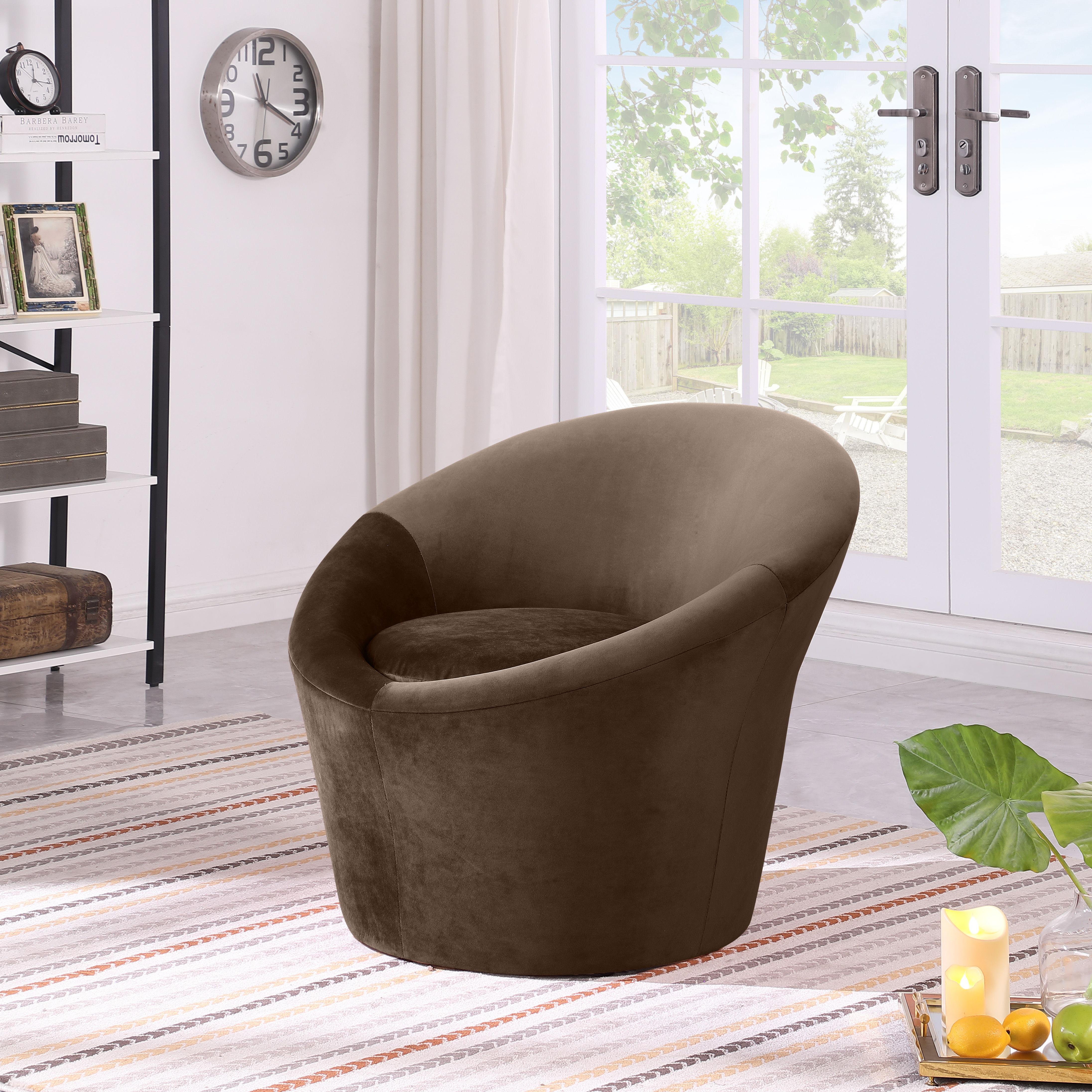 Tristan - Accent Chair - Brown