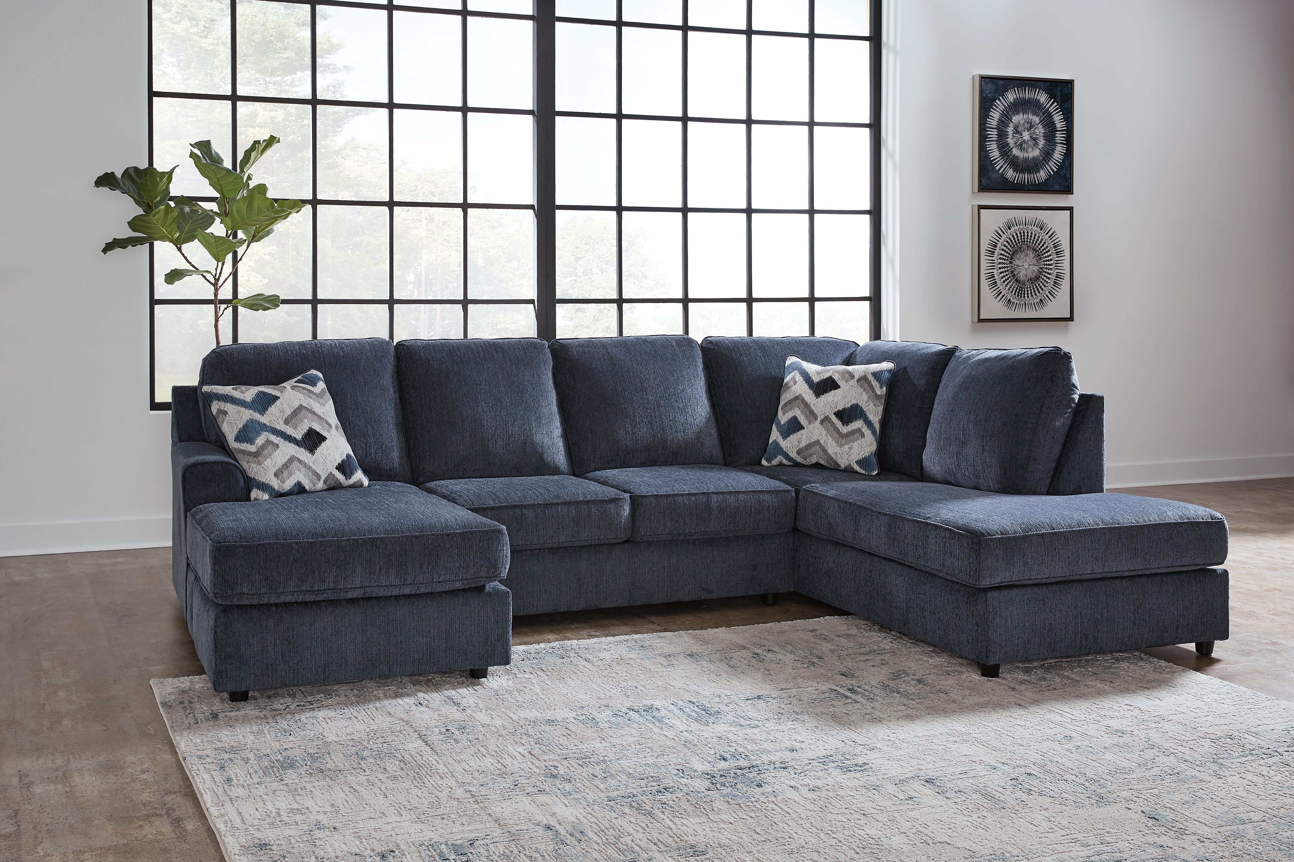 Albar Place - 3 Pc. - 2-Piece Sectional With Laf Sofa Chaise, Ottoman - Cobalt