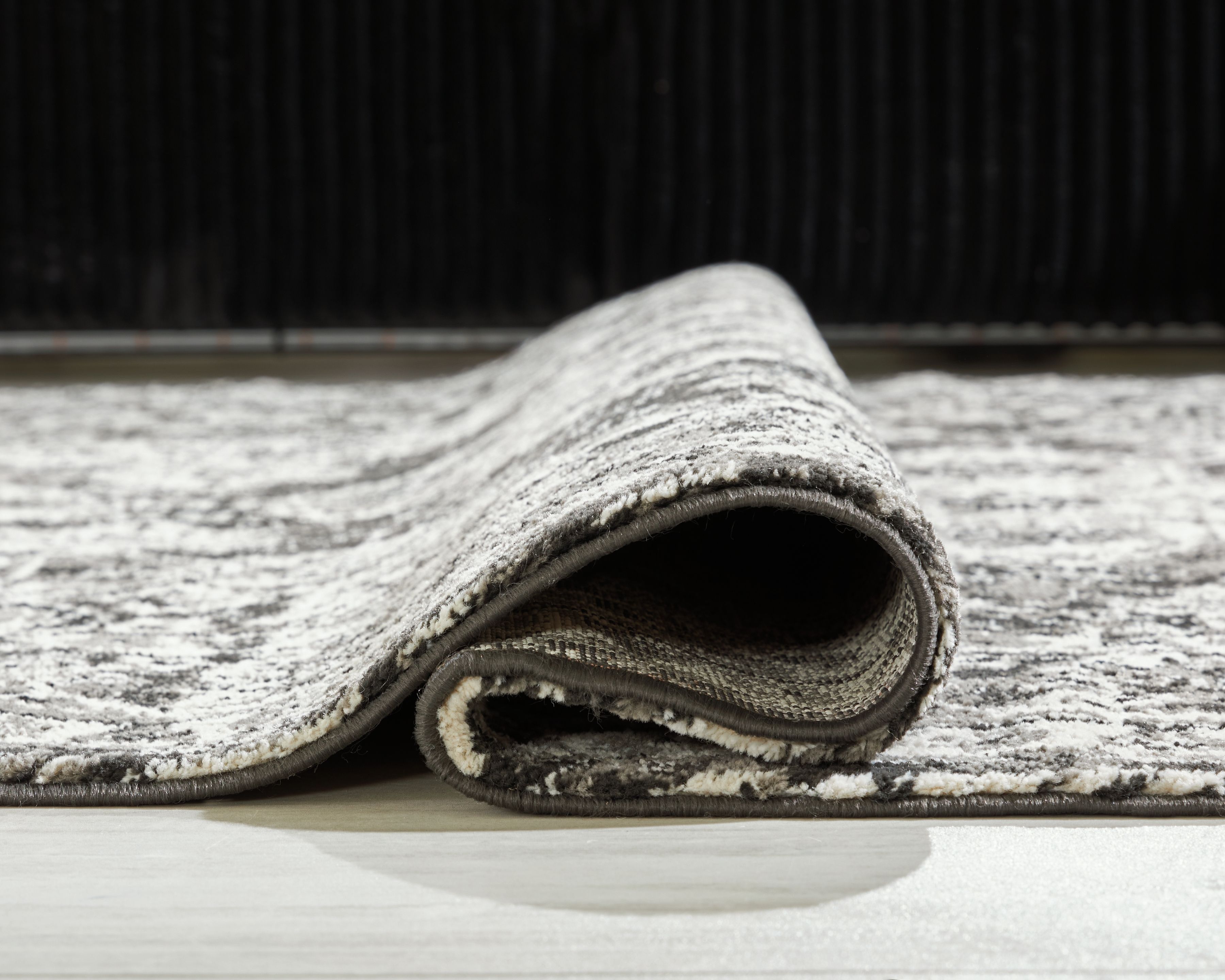 Ashley Furniture Glennisman - 5' x 7' Rug - Black / Gray / Ivory - Image 4
