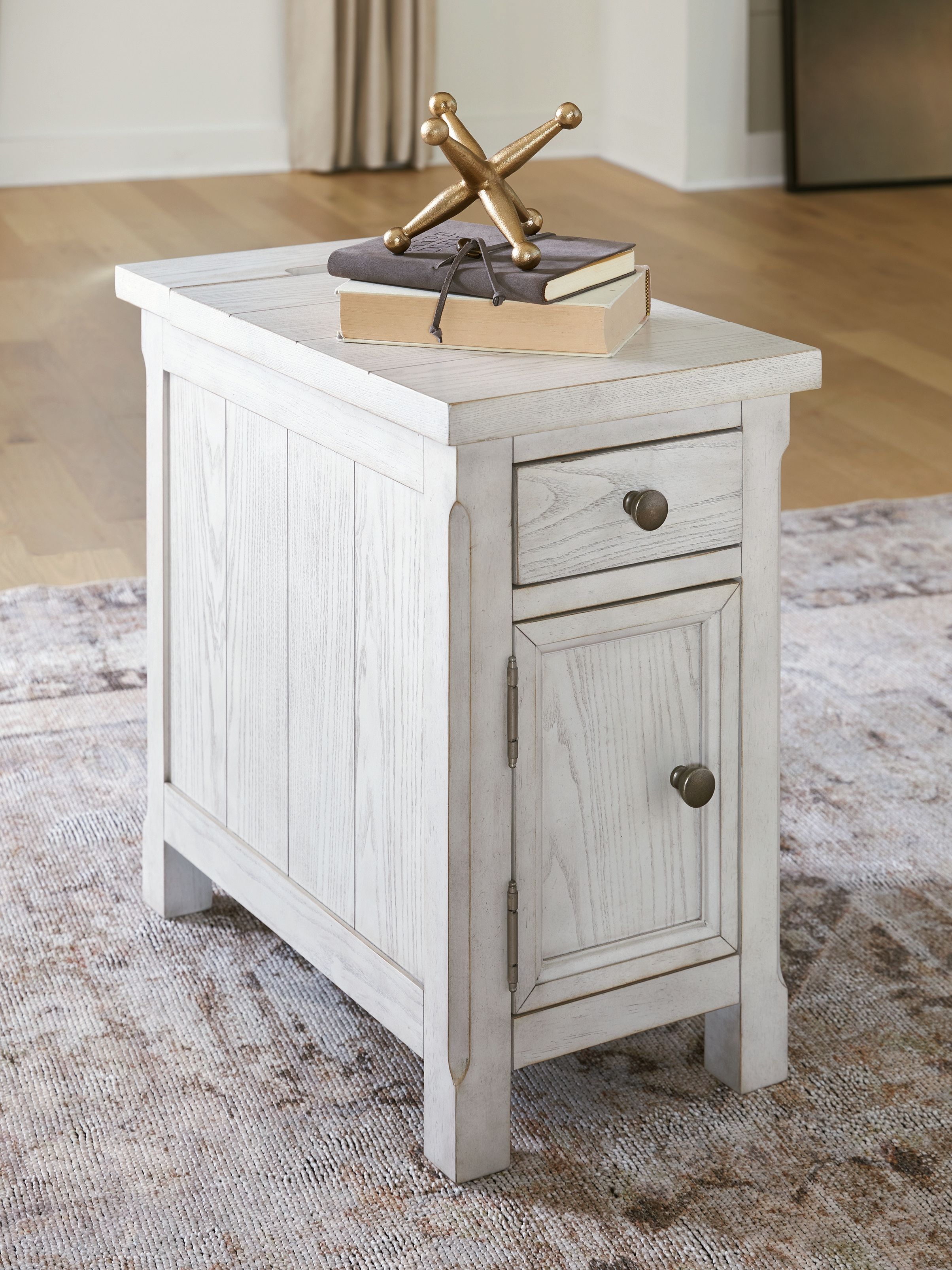 Robbinsdale - Chair Side End Table - Antique White