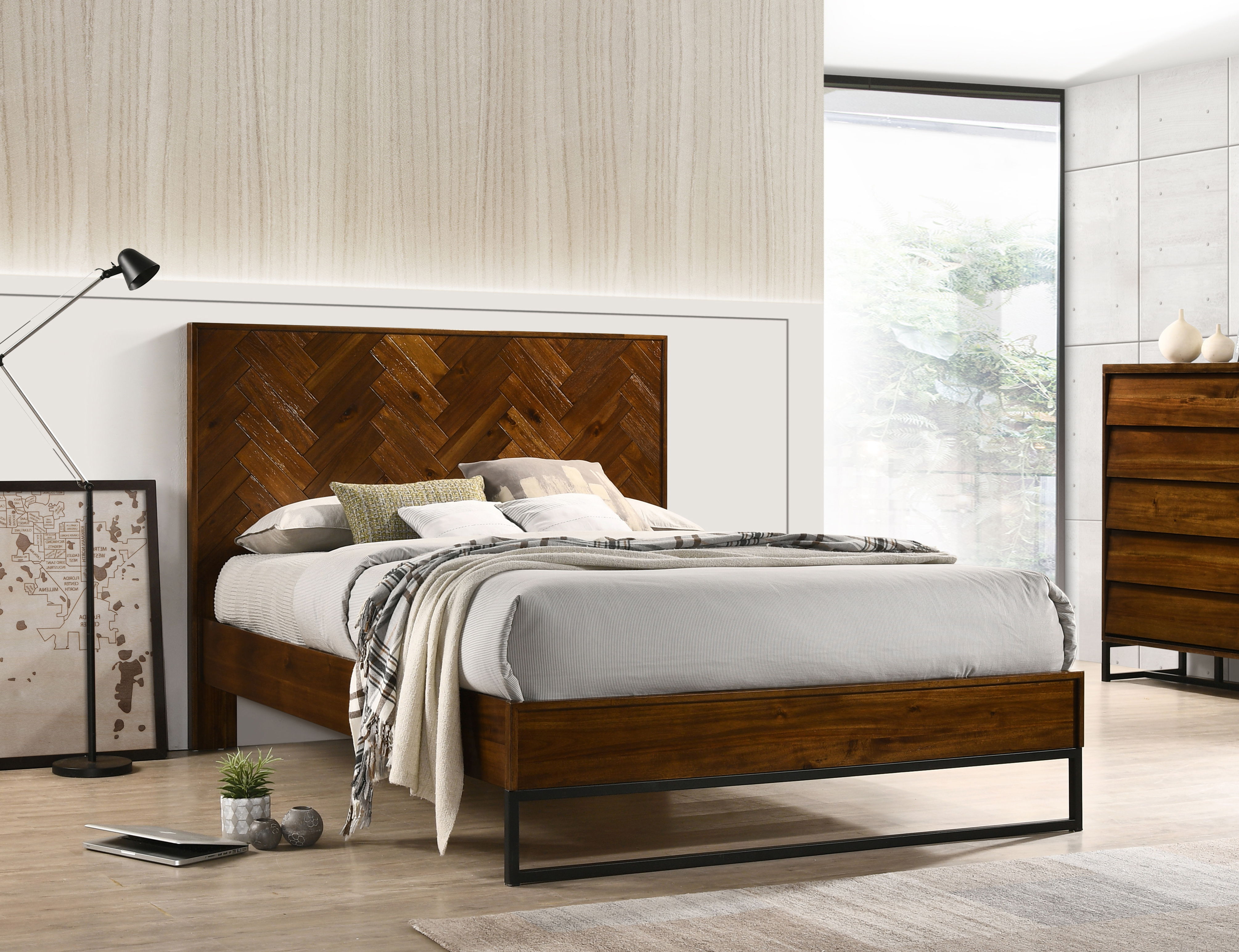 Reed - King Bed - Antique Coffee