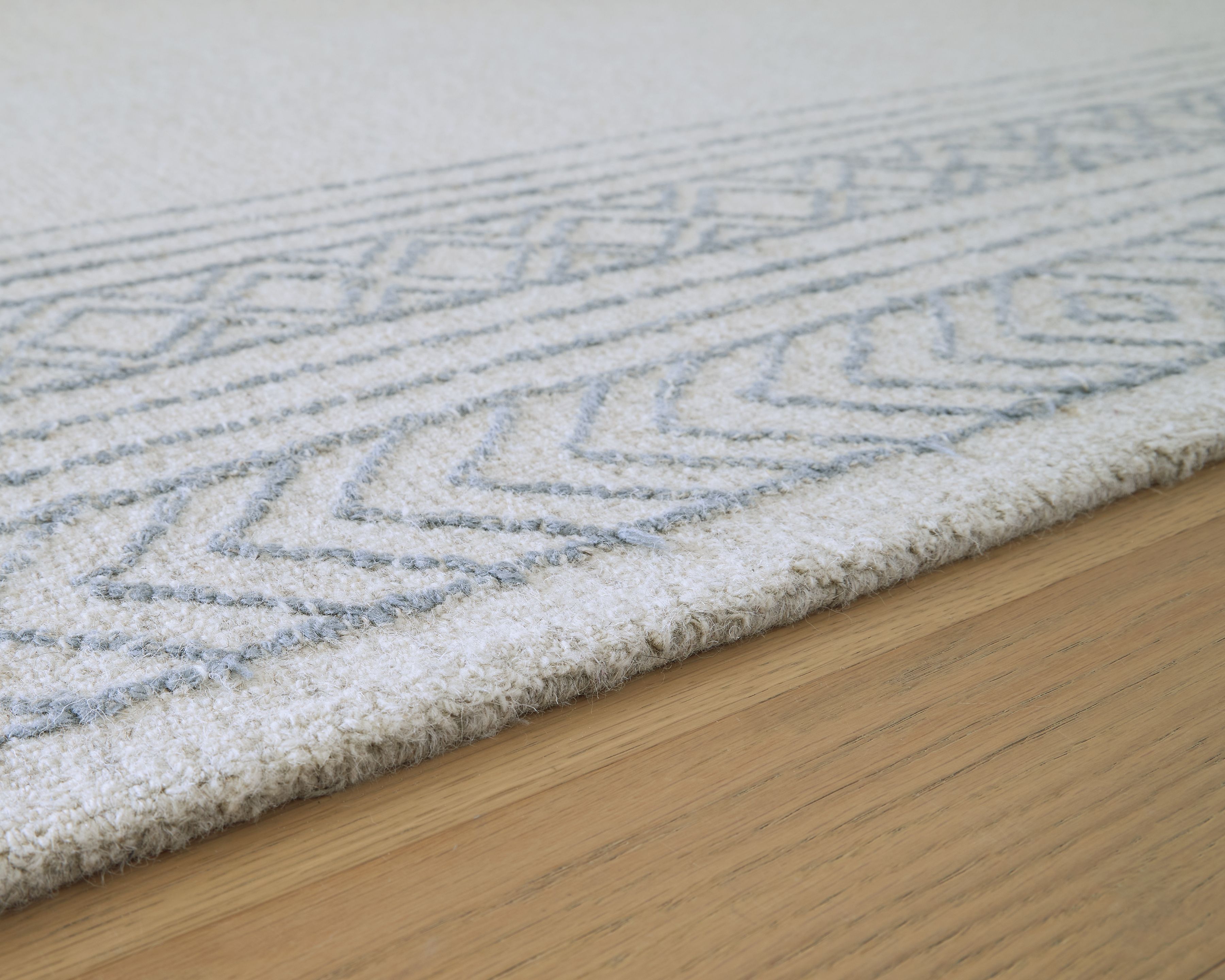 Azelhurst - 5' x 7' Rug - Blue / Ivory / Gray