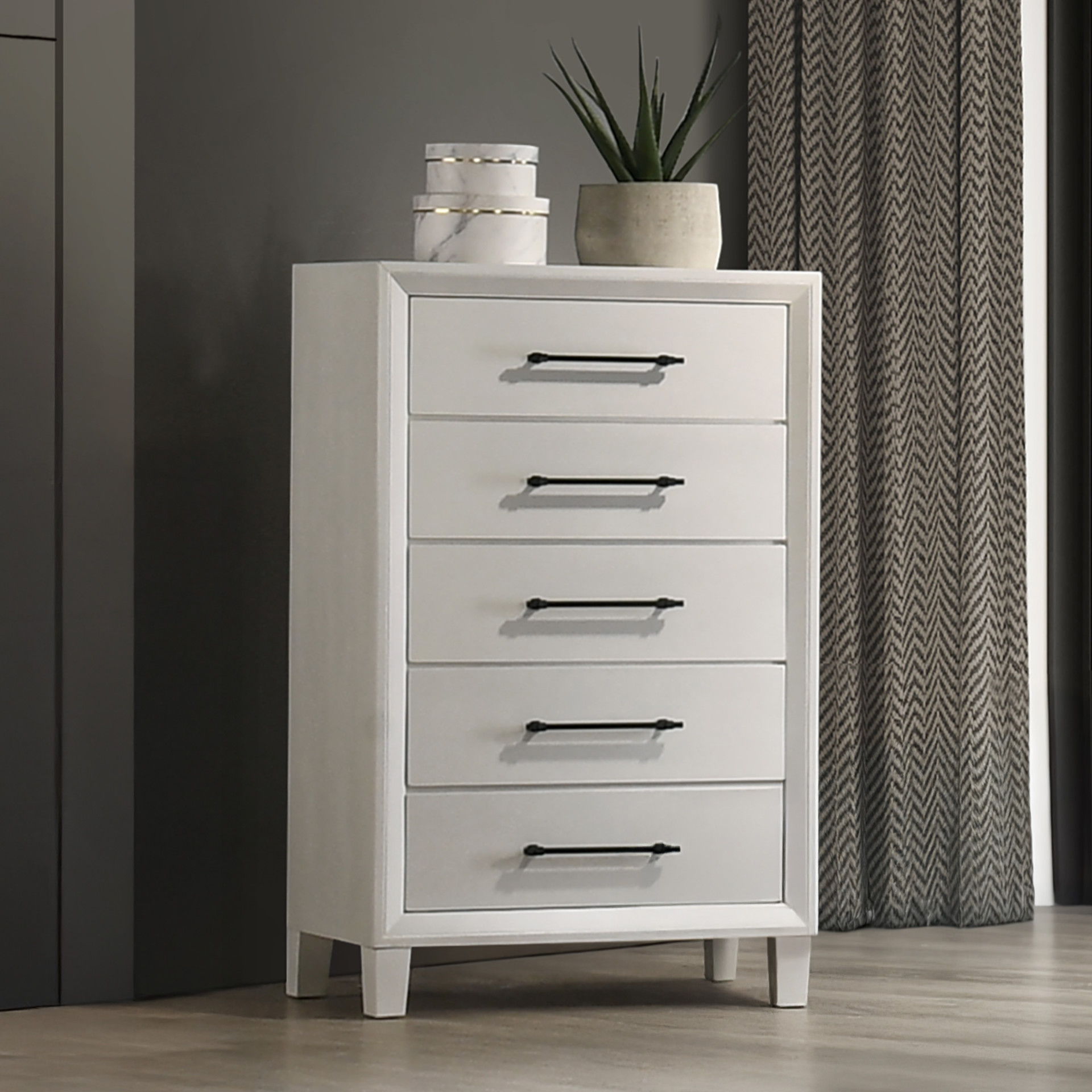 Ballard - 5 Drawer Chest - White