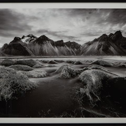 Ashley Furniture Delstone - Wall Art - Black / White - Image 6