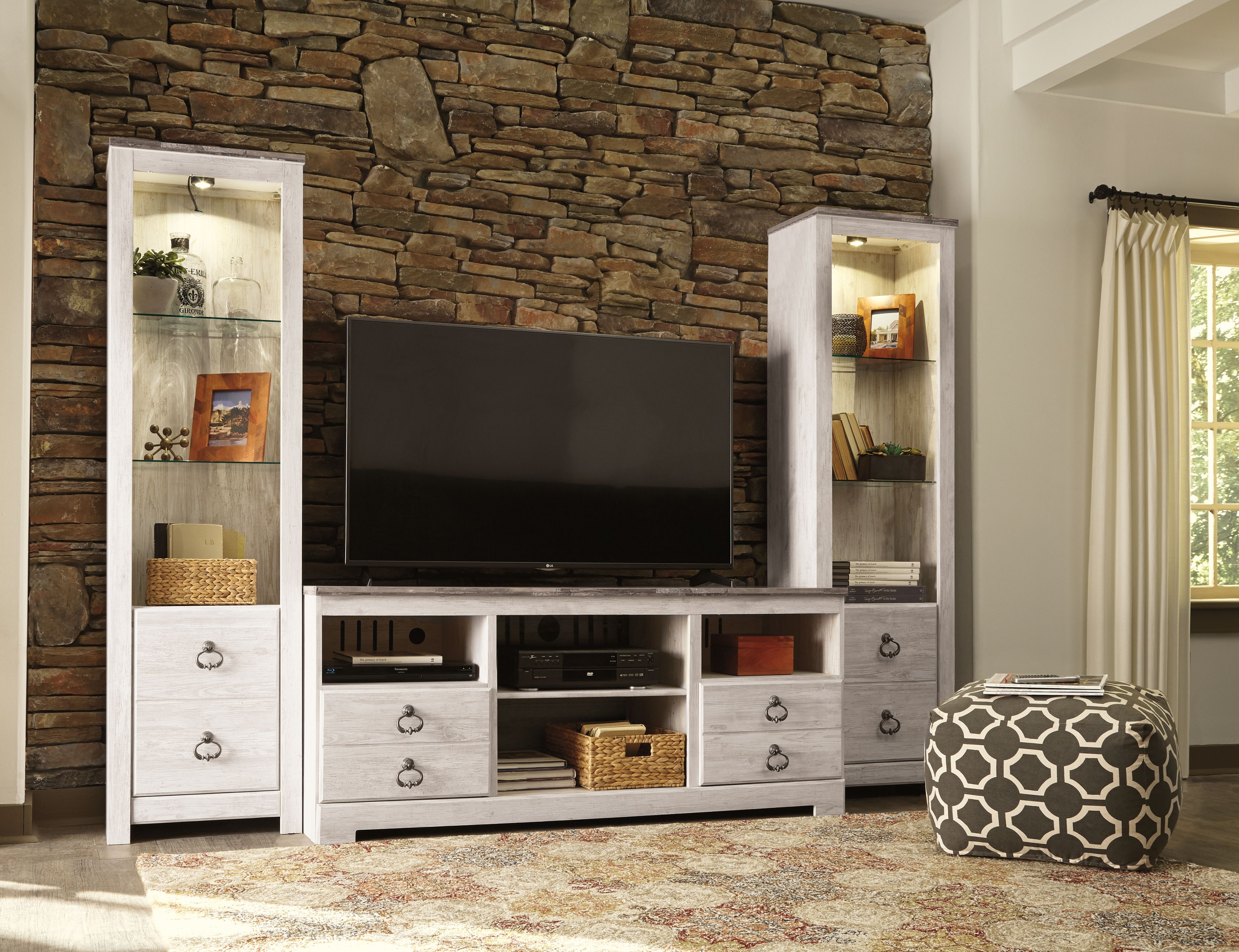 Willowton - 3-Piece Entertainment Center - Whitewash