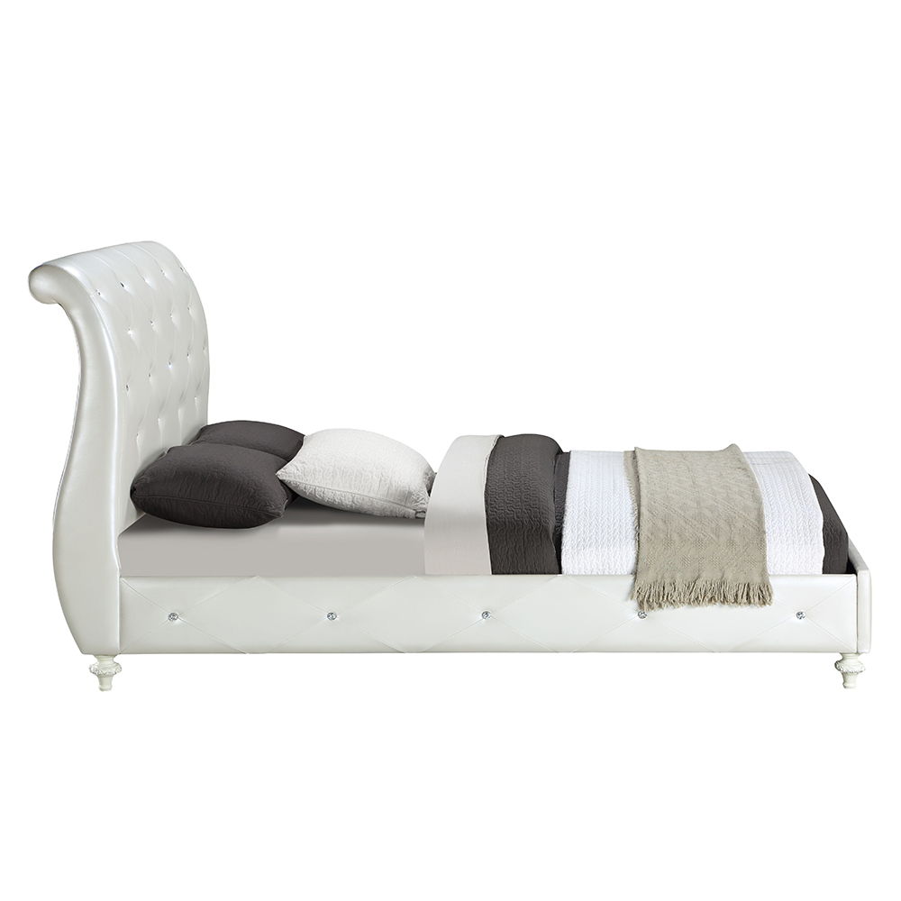 Dorothy - Full Bed - Pearl White Synthetic Leather & Ivory, silver, view 3